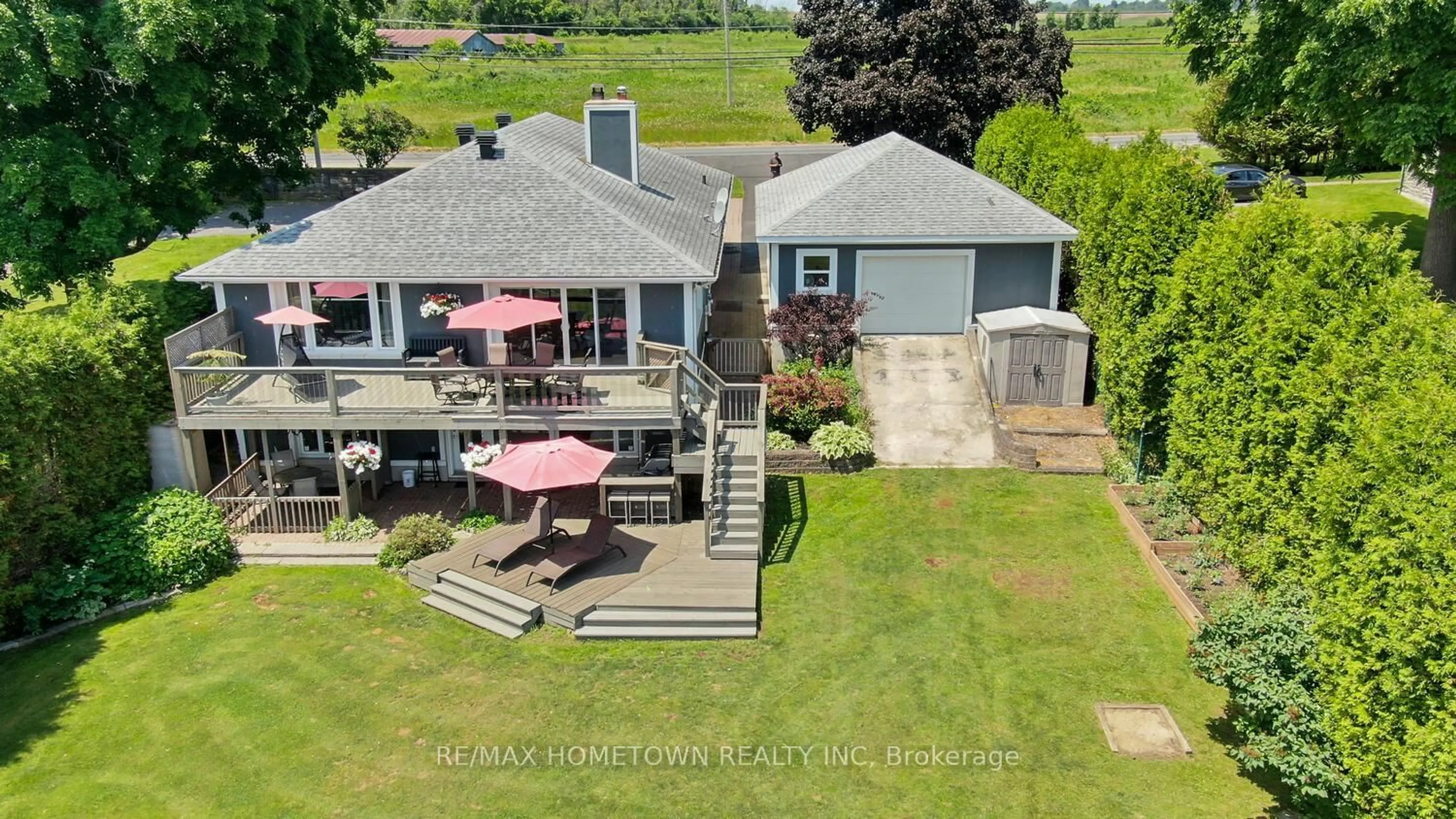 A pic from outside/outdoor area/front of a property/back of a property/a pic from drone, water/lake/river/ocean view for 1643 County Road 2 Rd, Augusta Ontario K0E 1T0
