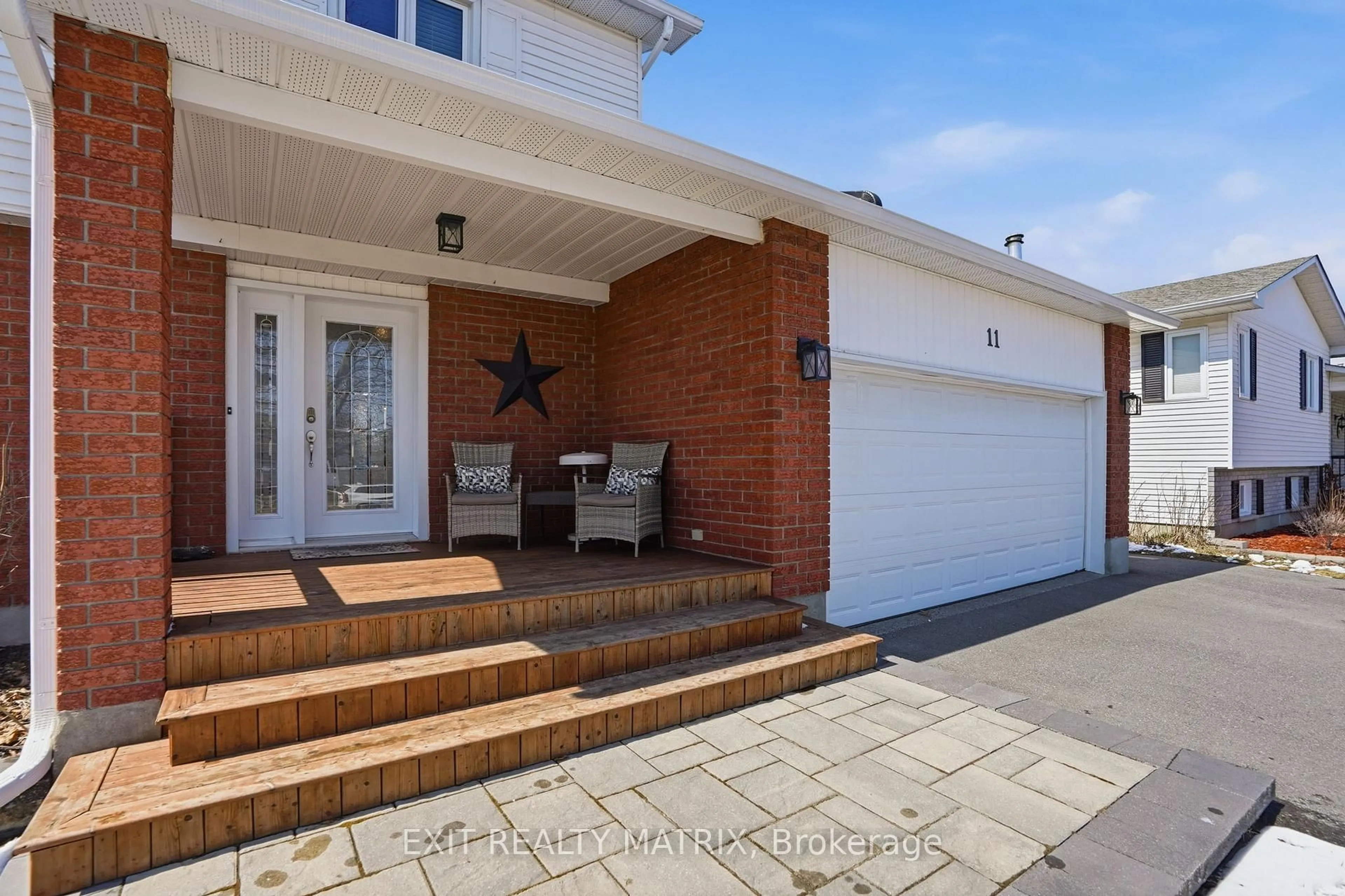 Home with brick exterior material, street for 11 Promenade Blvd, Russell Ontario K0A 1W1