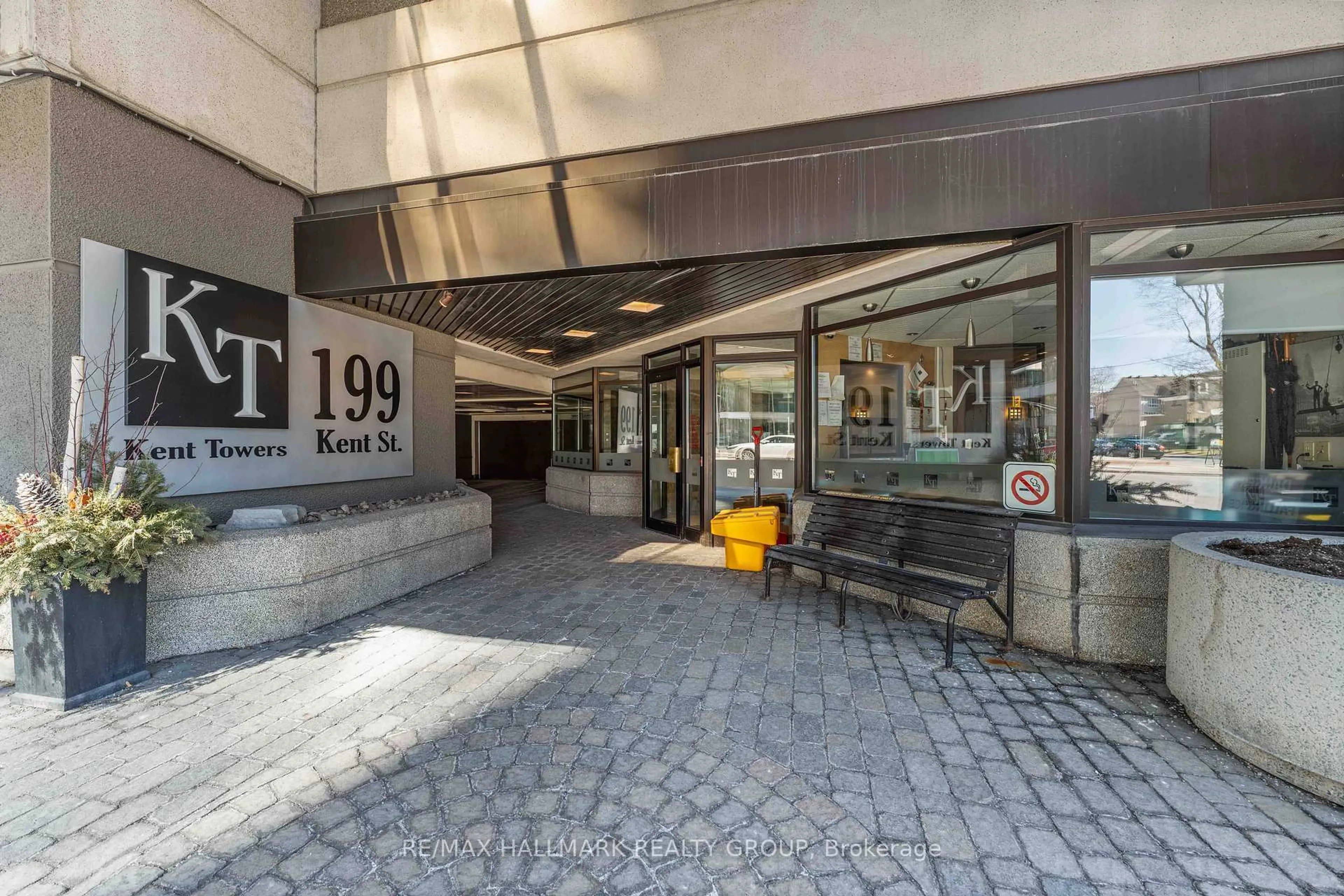 Lobby for 199 Kent St #1602, Ottawa Ontario K2P 2K8