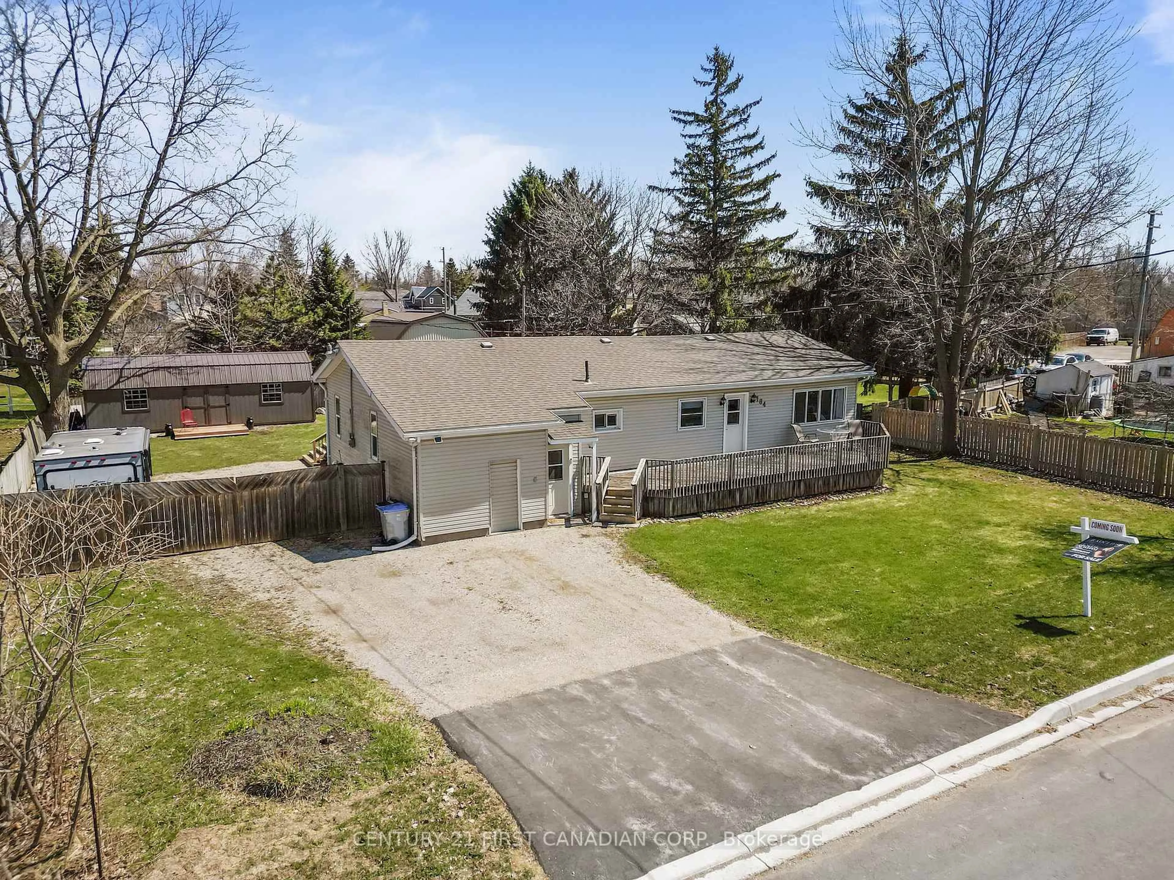 A pic from outside/outdoor area/front of a property/back of a property/a pic from drone, street for 184 Water St, Lucan Biddulph Ontario N0M 2J0
