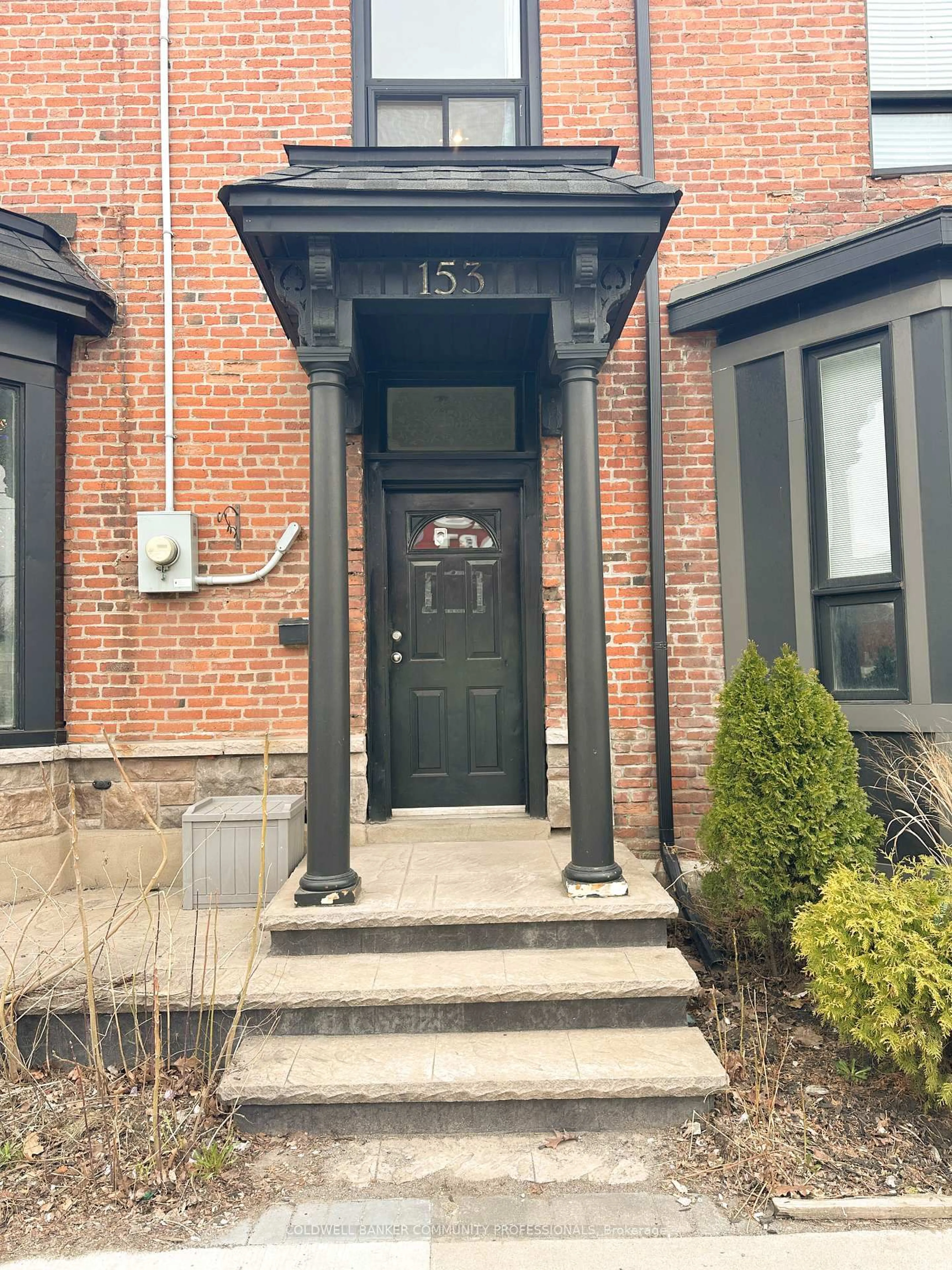 Unknown for 153 Wellington St, Hamilton Ontario L8R 1N4