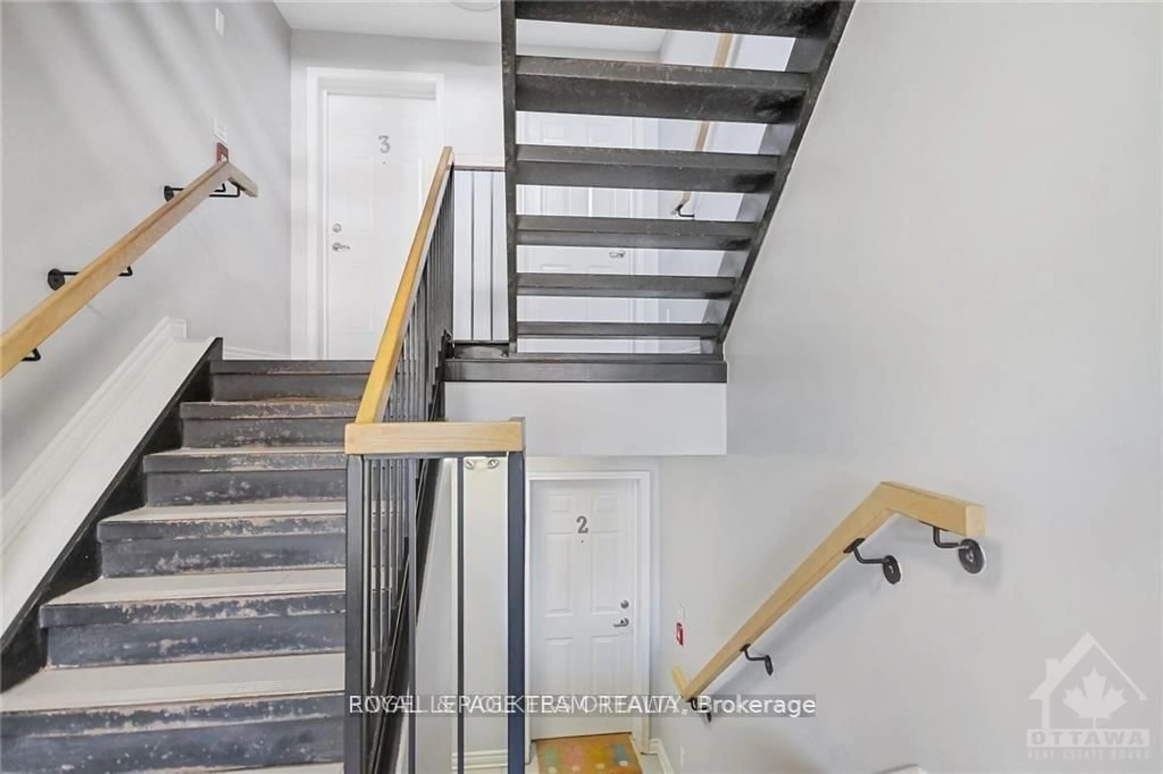 Stairs for 46 Barnstone Dr #2, Ottawa Ontario K2G 4R6