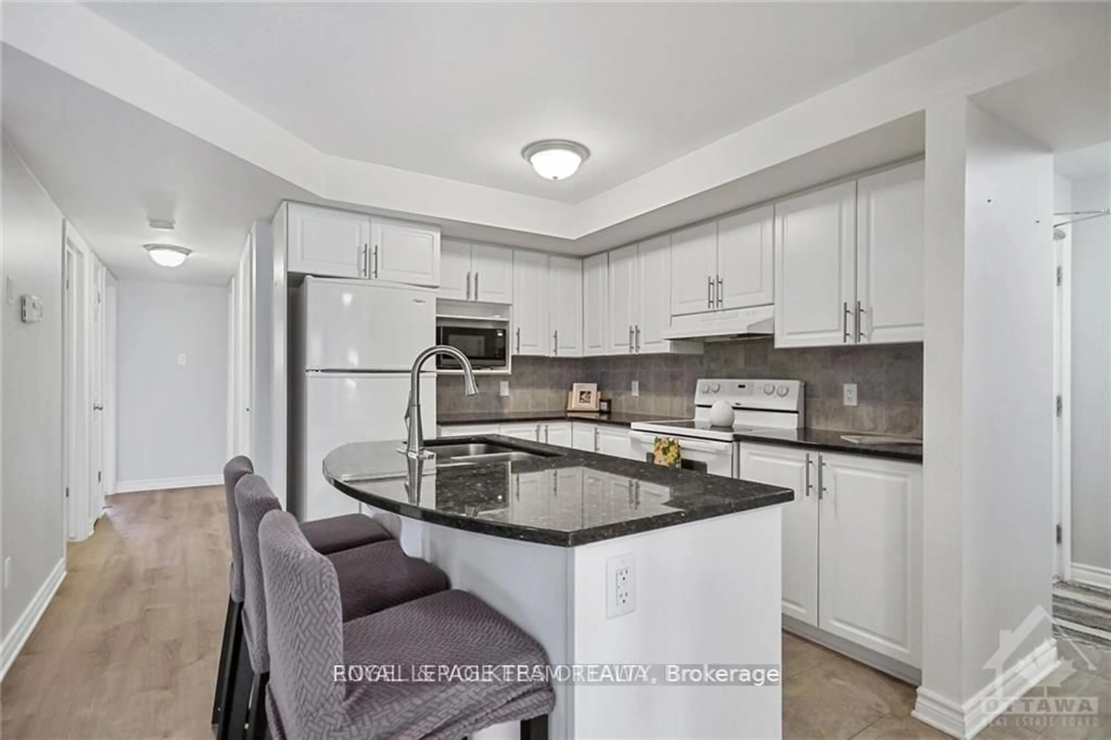 Standard kitchen, ceramic/tile floor for 46 Barnstone Dr #2, Ottawa Ontario K2G 4R6