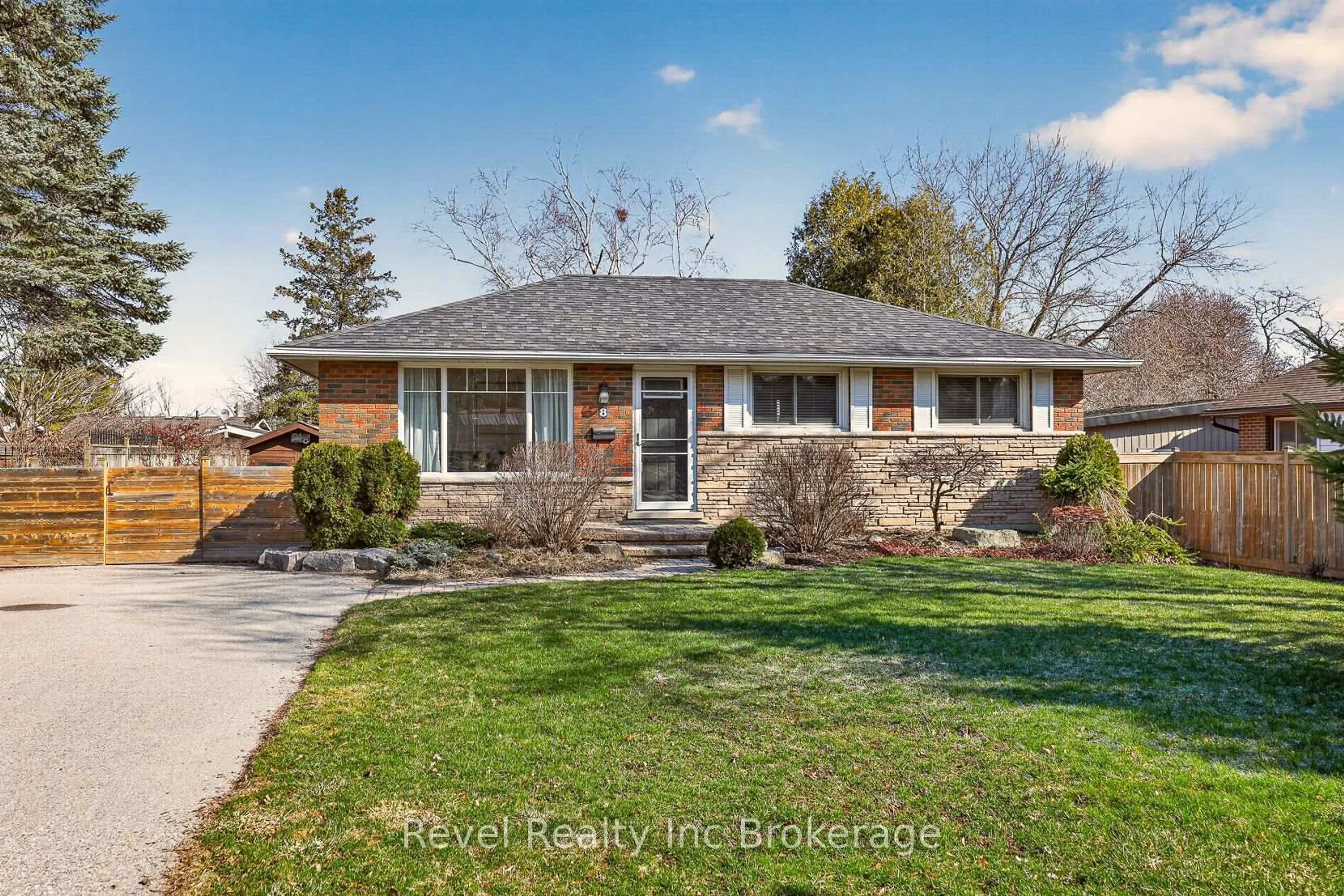 Home with brick exterior material, street for 8 Elmwood Pl, Woodstock Ontario N4S 2K6