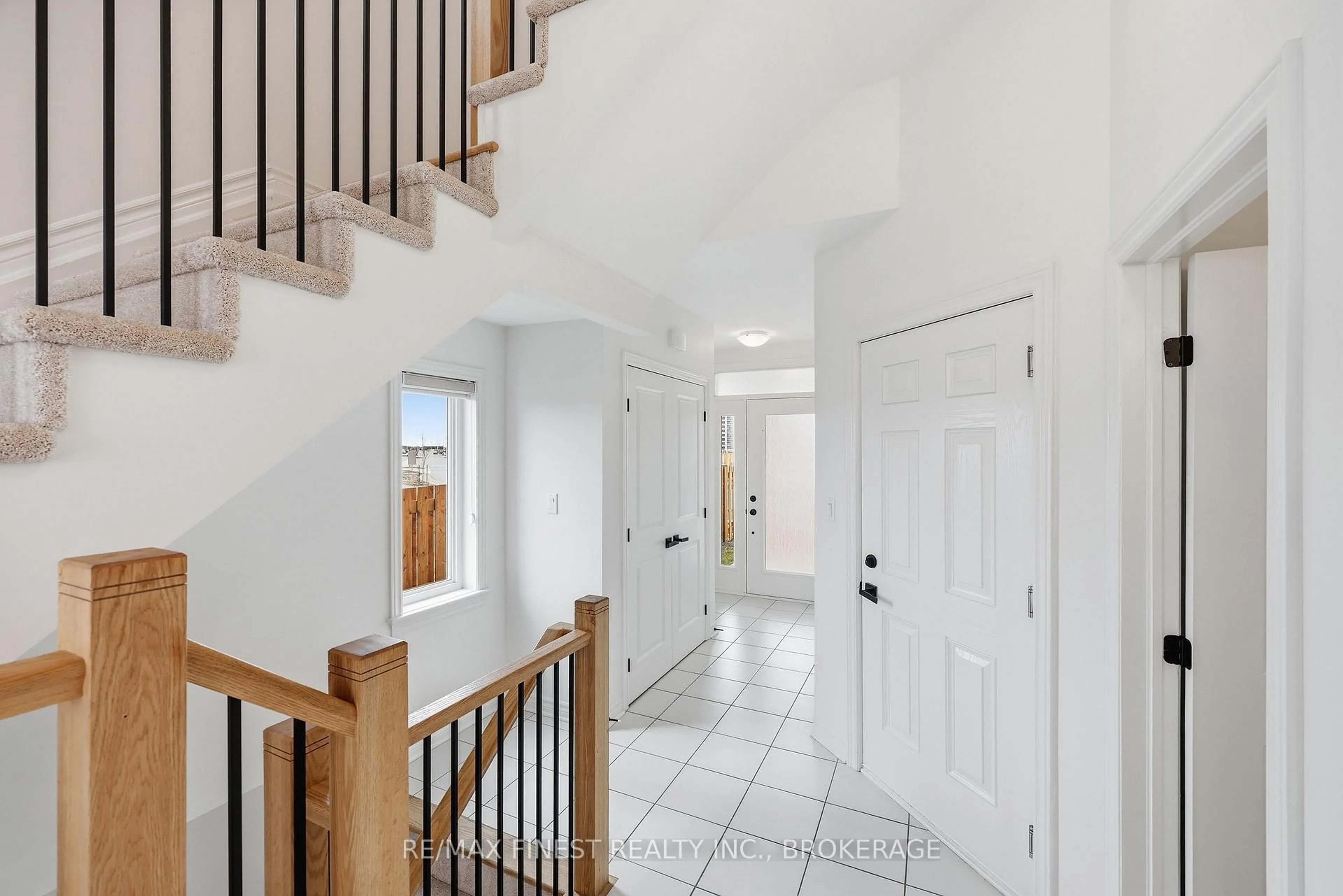 Unknown for 1399 Demers Ave, Kingston Ontario K7M 0J1