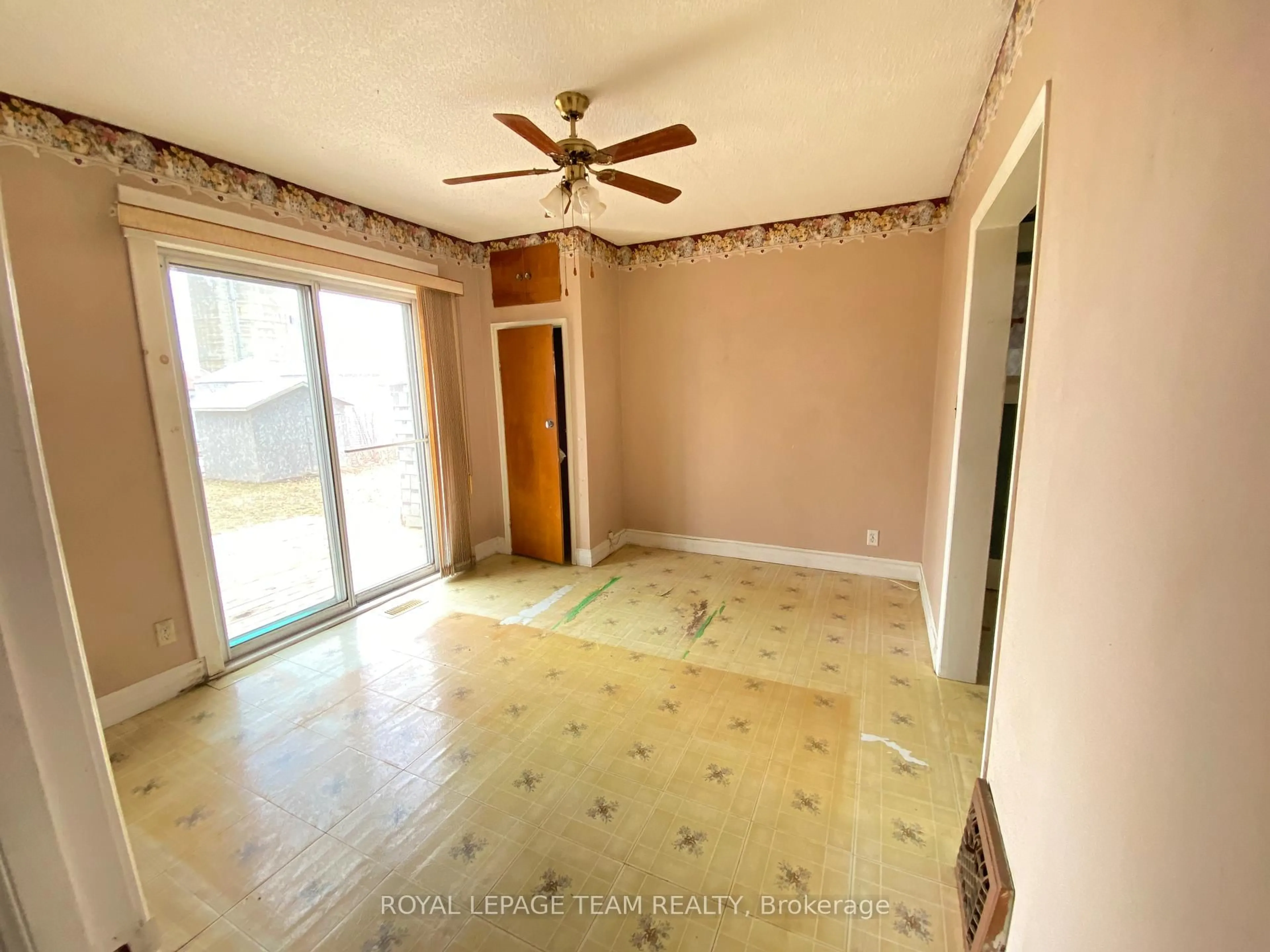 A pic of a room for 204 Baskin Dr, Arnprior Ontario K7S 3G8