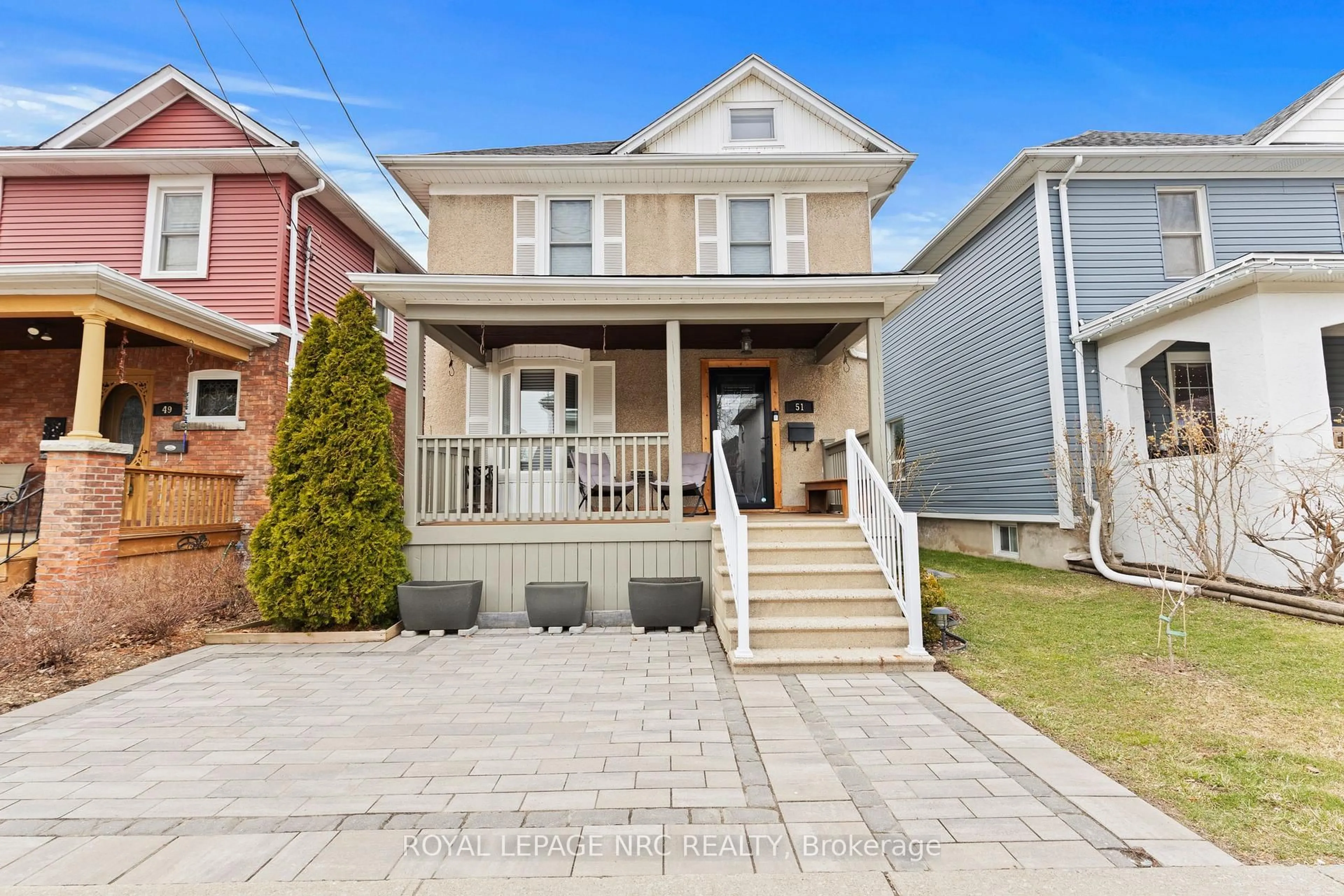 Home with brick exterior material, street for 51 Chaplin Ave, St. Catharines Ontario L2R 2E4