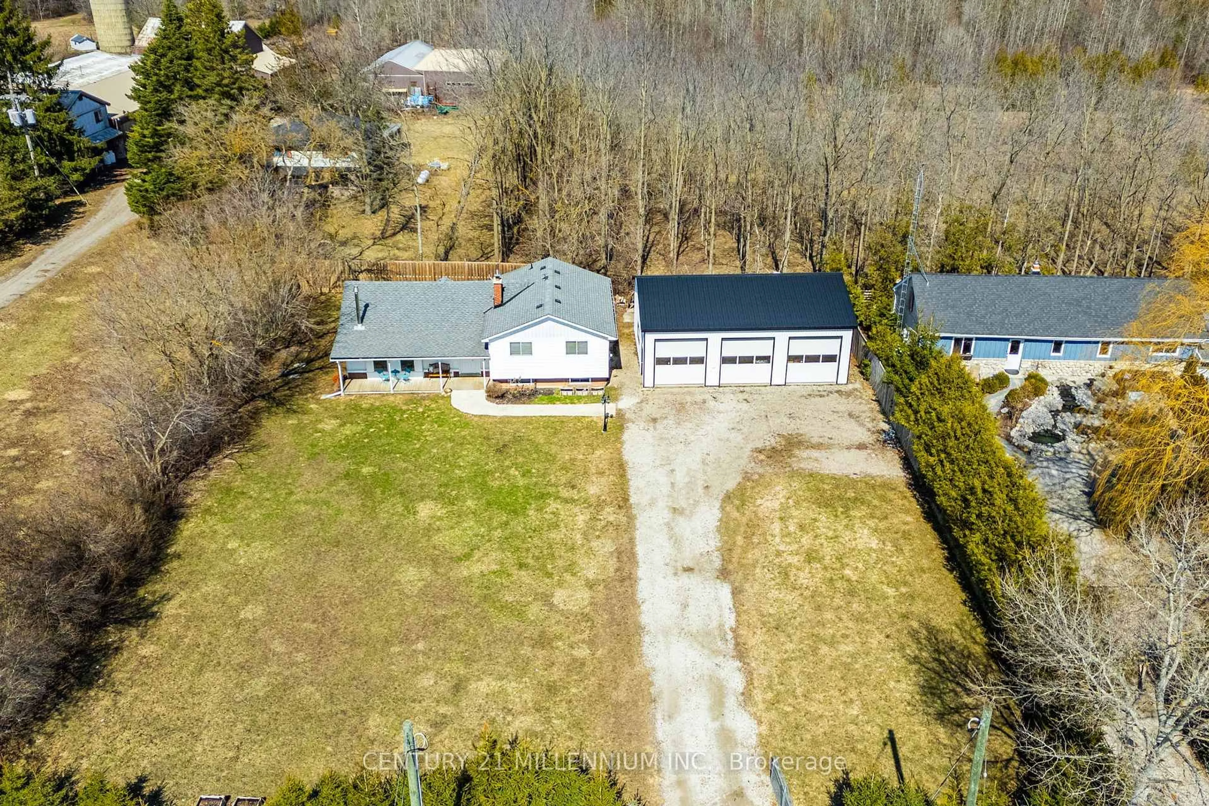 A pic from outside/outdoor area/front of a property/back of a property/a pic from drone, street for 5767 Fourth Line, Guelph/Eramosa Ontario N0B 2K0