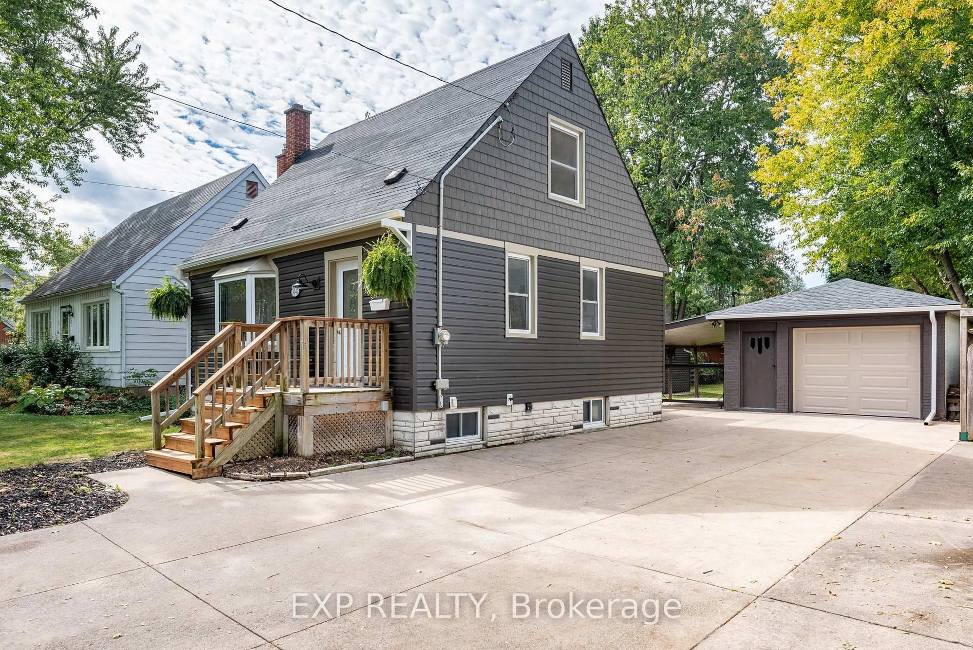 Unknown for 3047 Saint Patrick Ave, Niagara Falls Ontario L2J 2M7