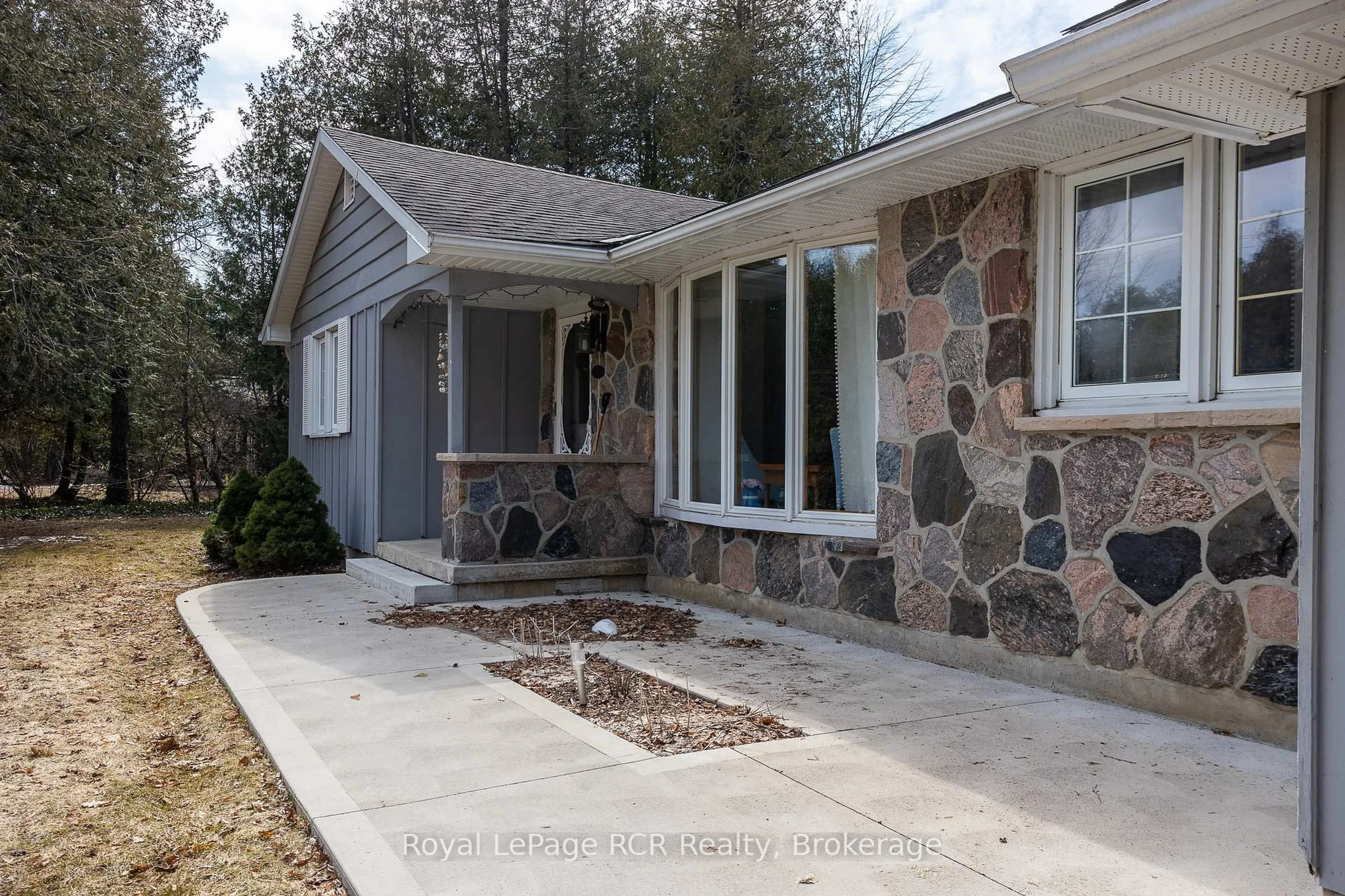 Unknown for 406 Balmy Beach Rd, Georgian Bluffs Ontario N4K 5N4