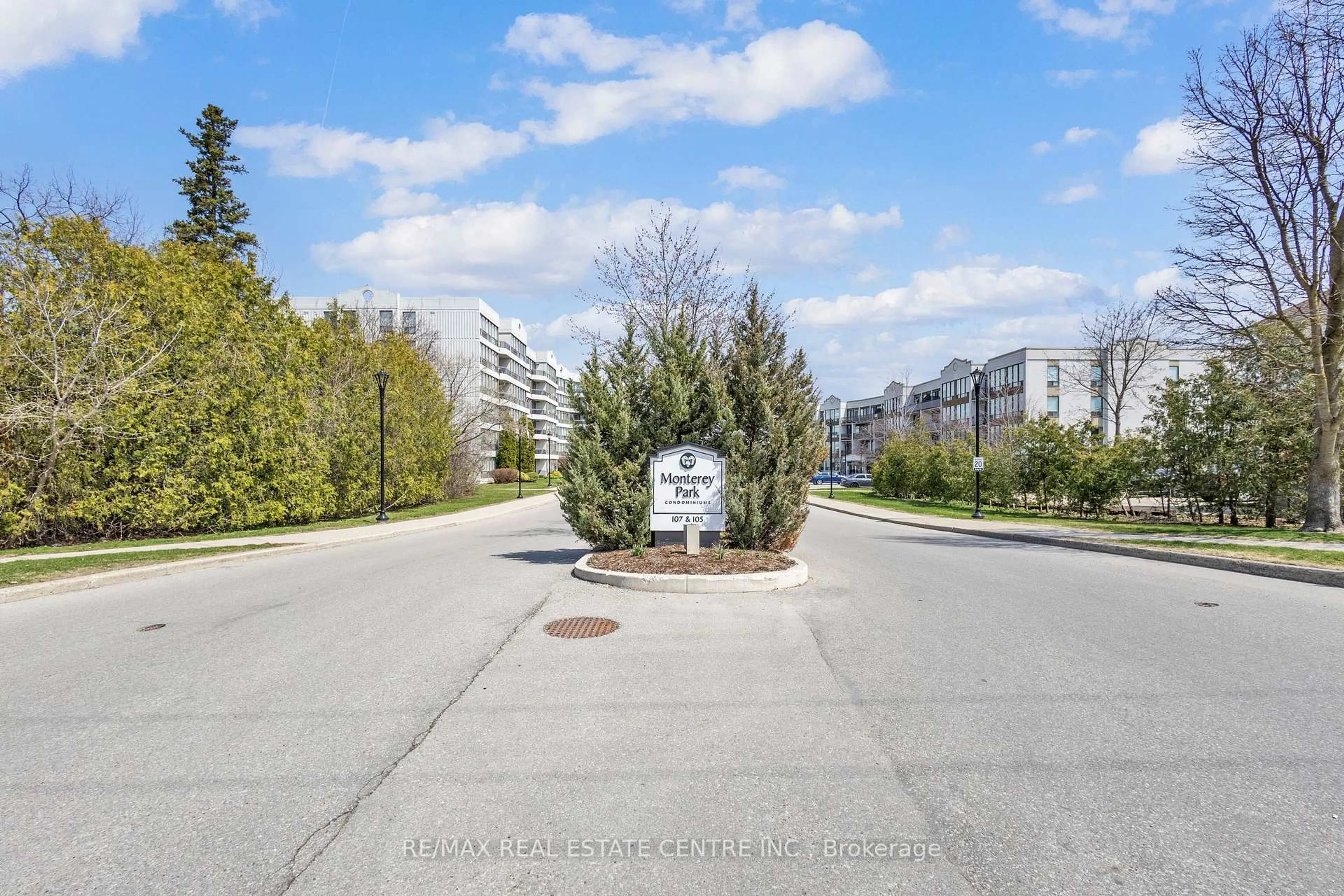 Unknown for 105 BAGOT St #202, Guelph Ontario N1H 8H4