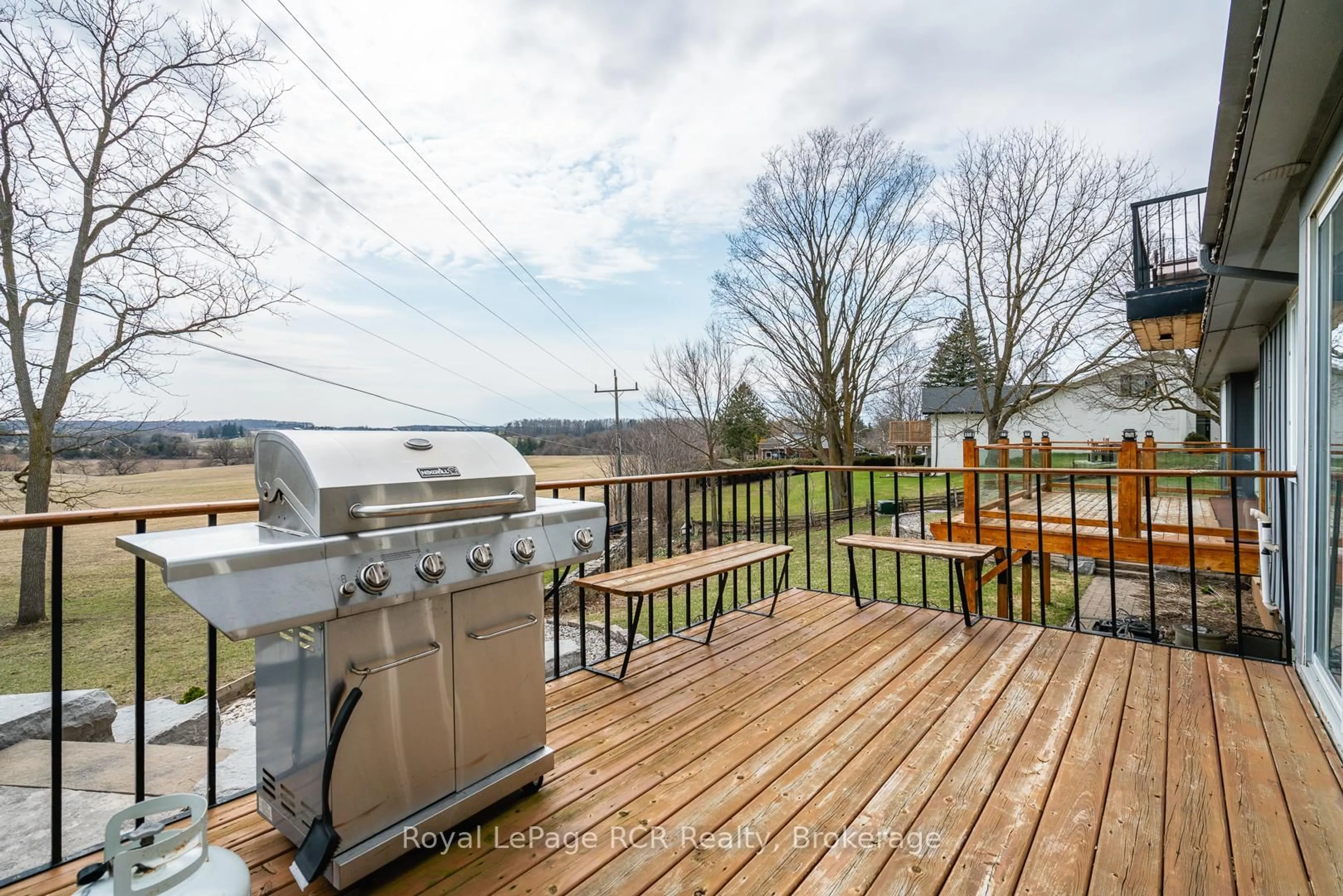 Patio, water/lake/river/ocean view for 136 4th Ave, Hanover Ontario N4N 2B3