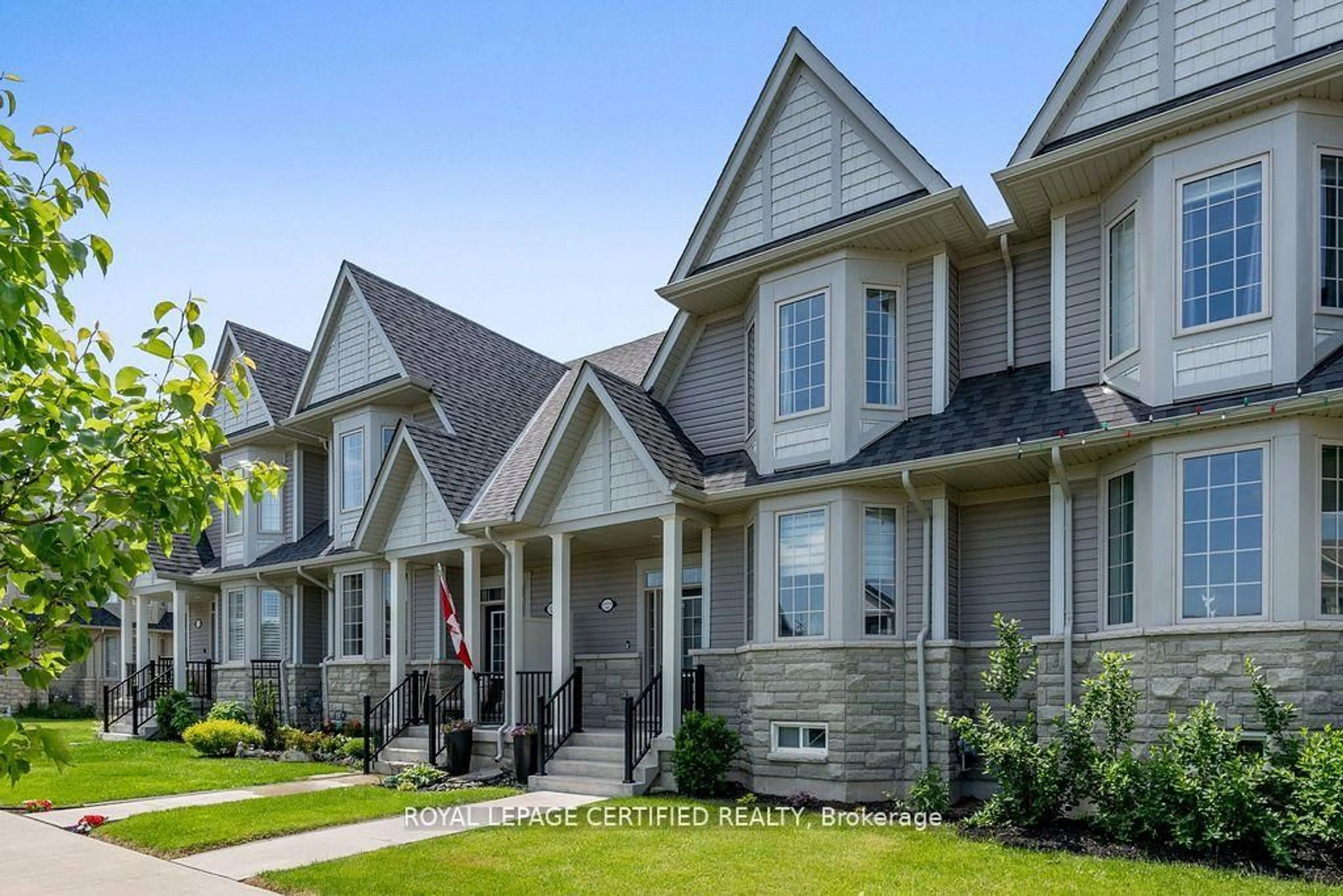 Home with brick exterior material, street for 25 Elliot St #2, Centre Wellington Ontario N1M 0H6