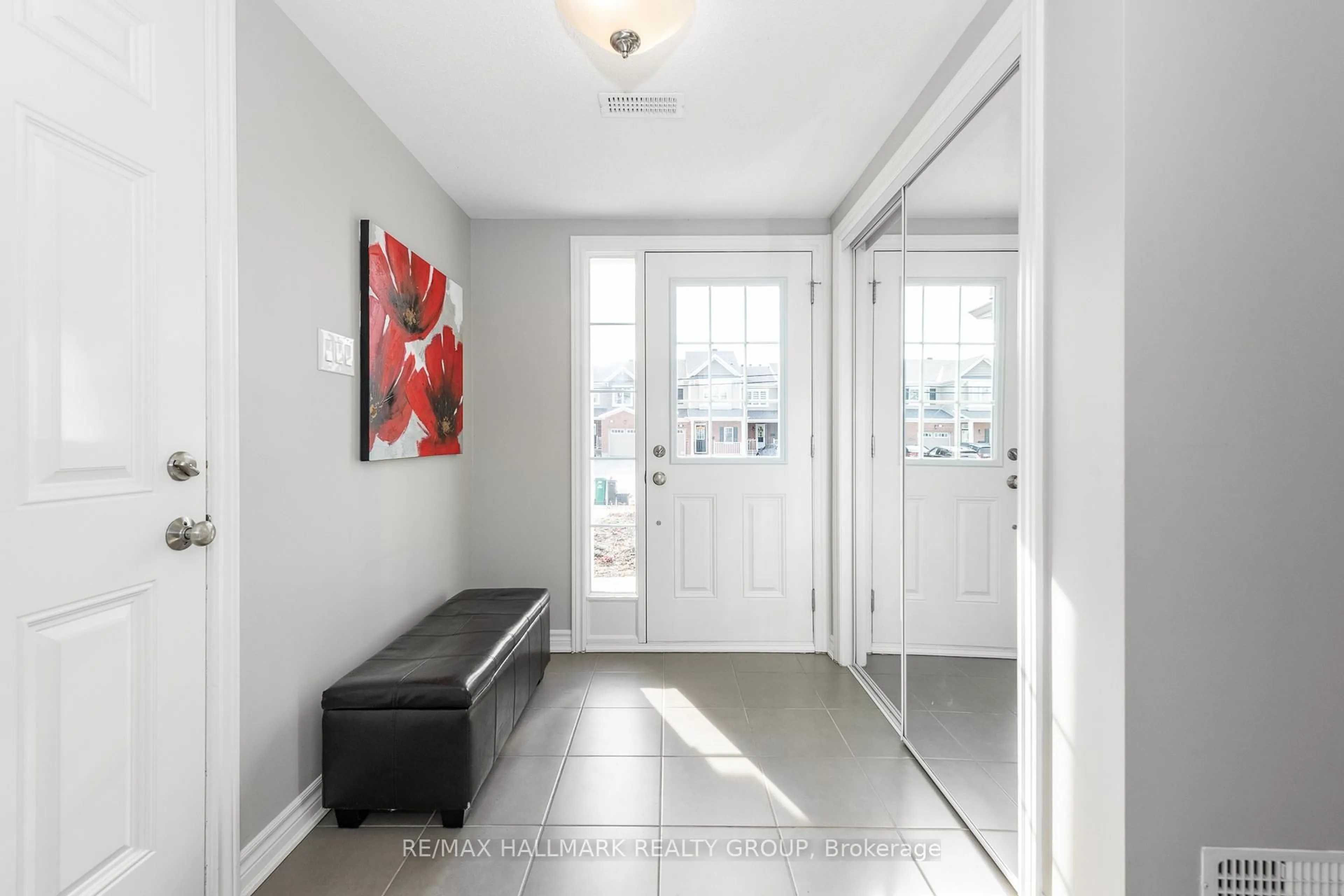 Indoor entryway for 1891 Maple Grove Rd, Ottawa Ontario K2S 1B9