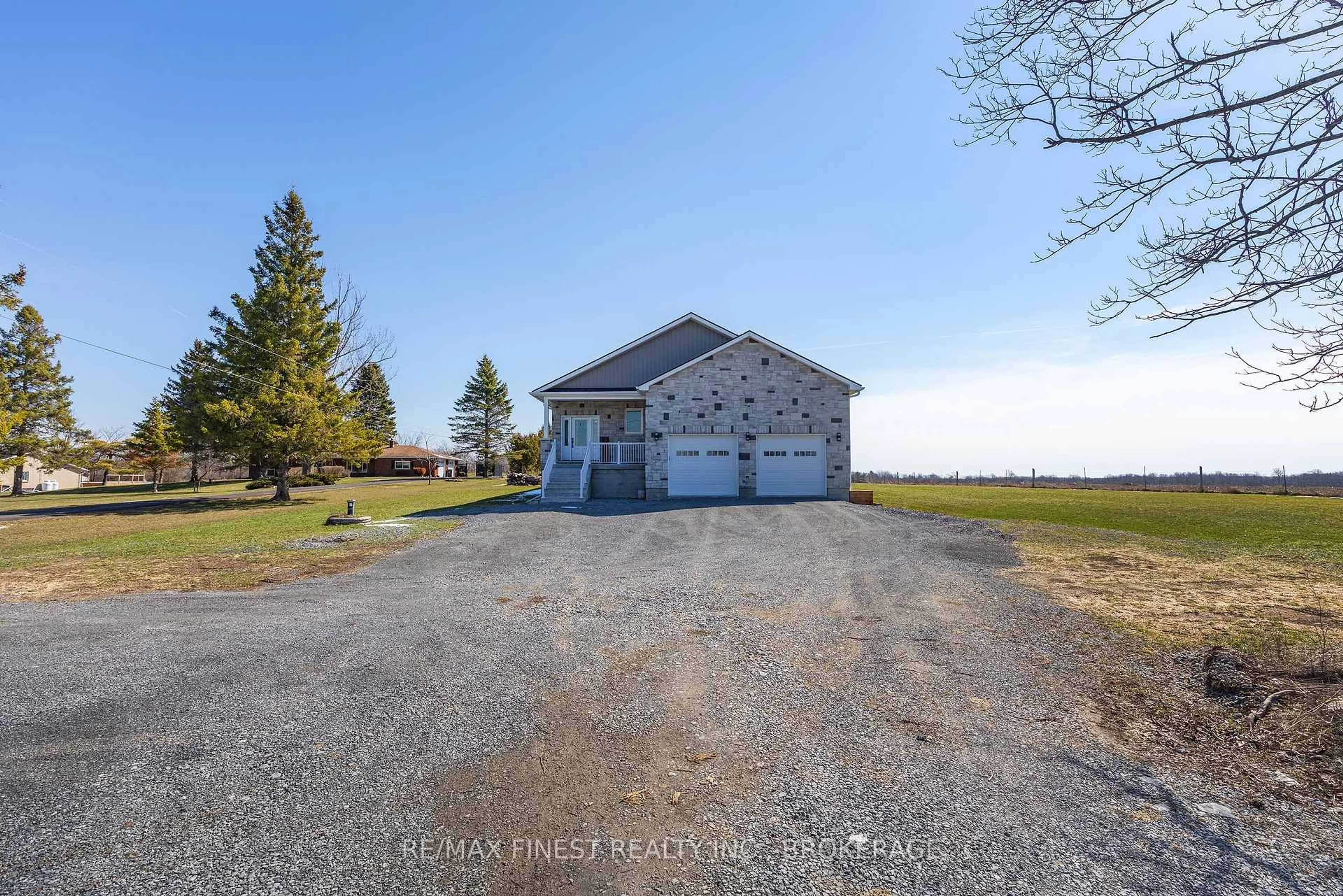 A pic from outside/outdoor area/front of a property/back of a property/a pic from drone, unknown for 3118 OLD BOY Rd, Kingston Ontario K0H 1S0