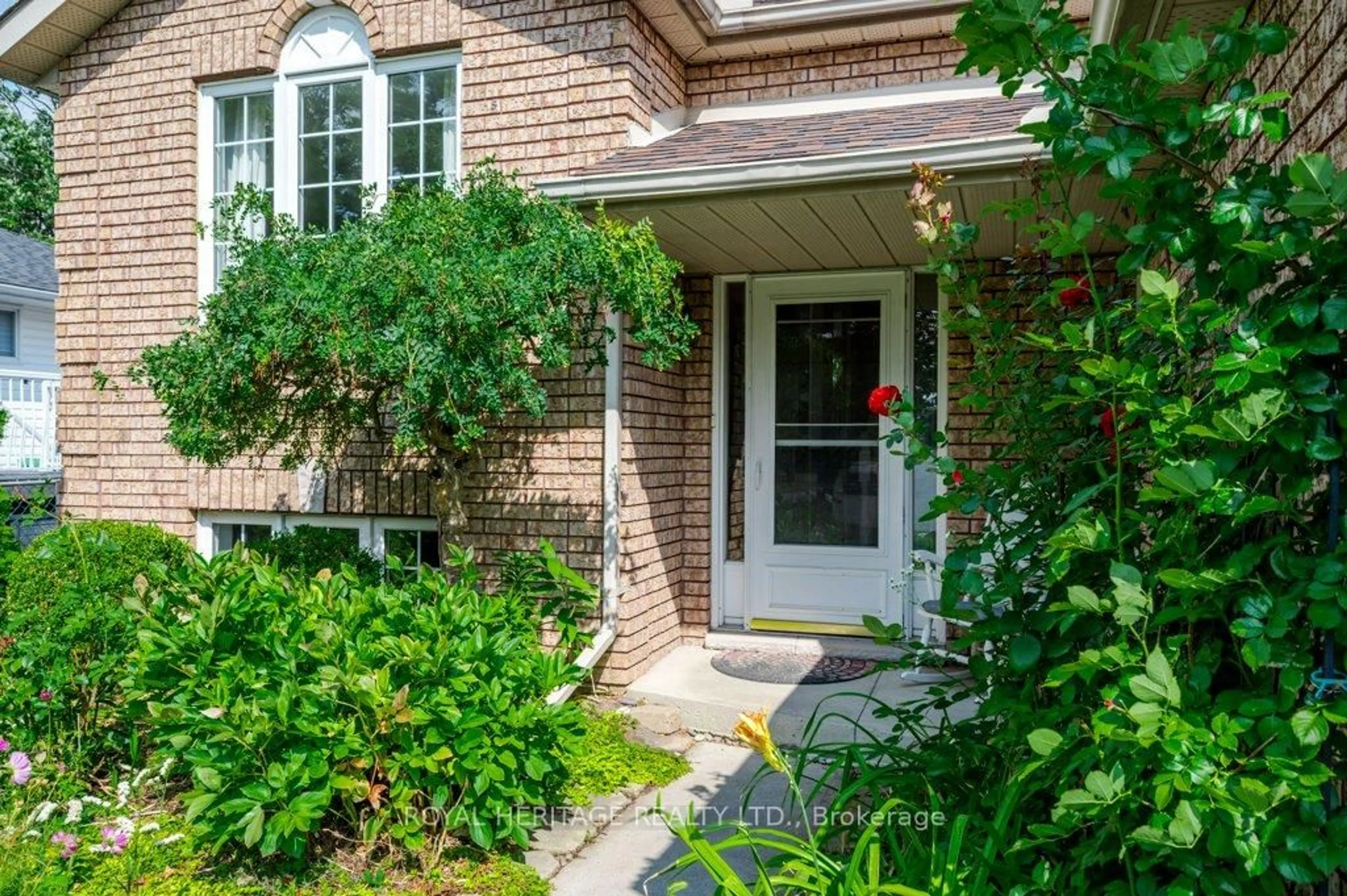 Home with brick exterior material, street for 258 Franmor Dr, Peterborough Ontario K9H 7M3