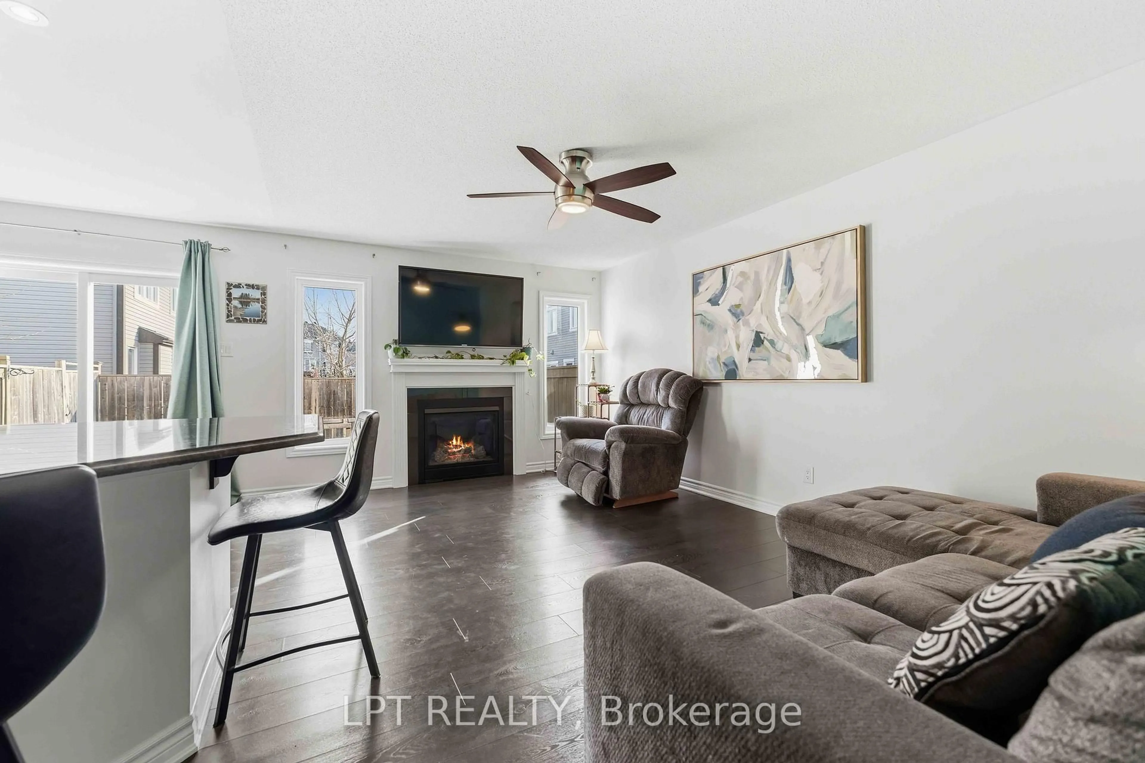 Living room with furniture, unknown for 782 Maloja Way, Ottawa Ontario K2S 1B9