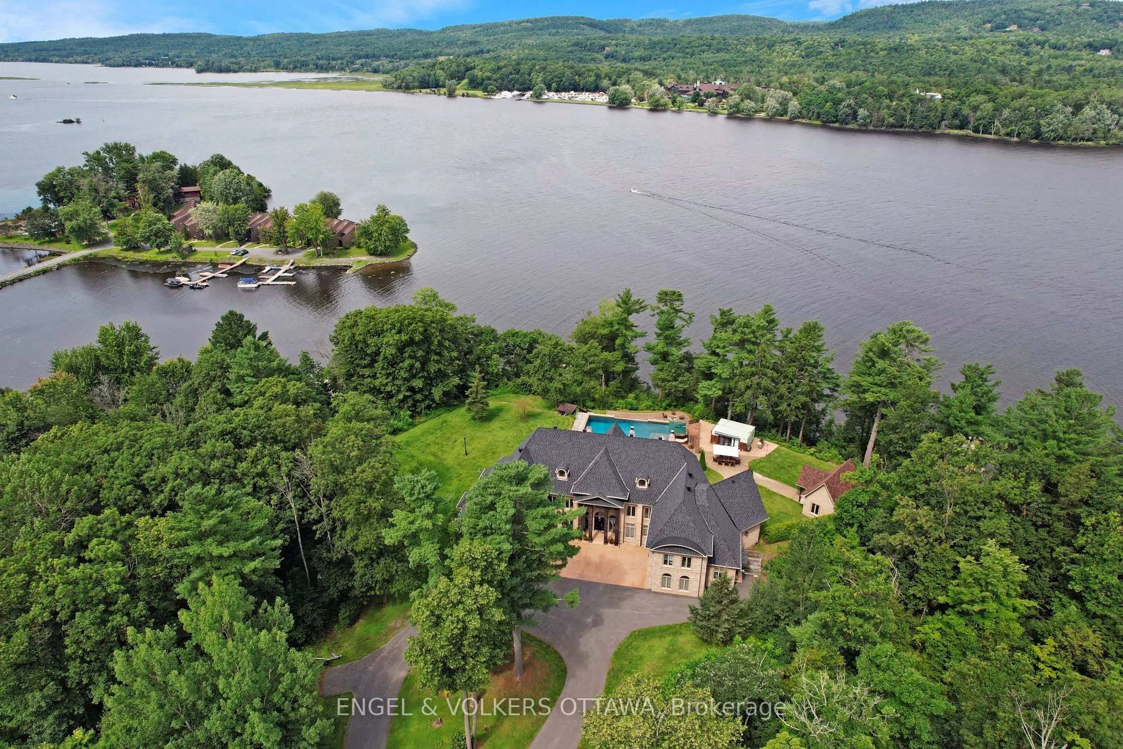 A pic from outside/outdoor area/front of a property/back of a property/a pic from drone, water/lake/river/ocean view for 2892 Presquile Rd, Alfred and Plantagenet Ontario K0B 1J0