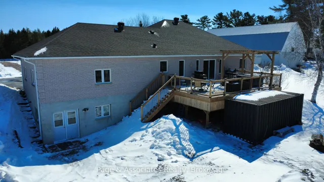933 Arcand Rd, West Nipissing 5