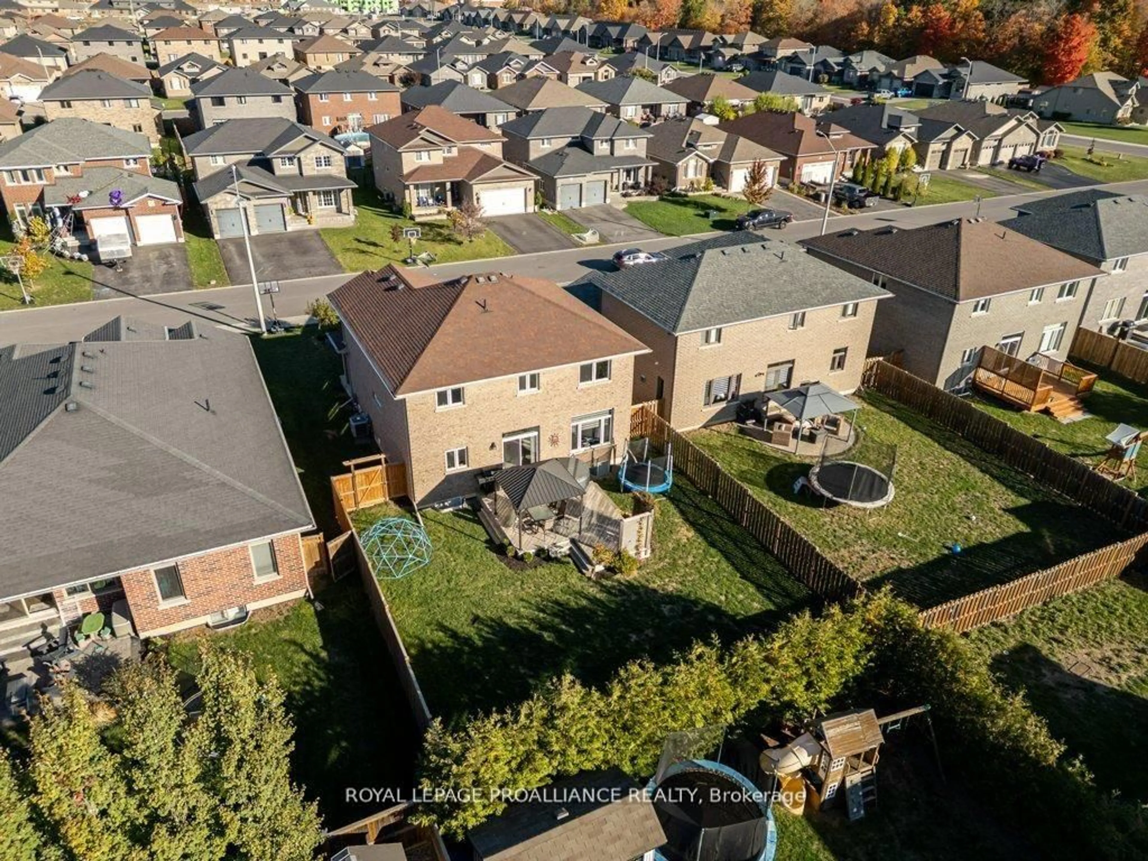 A pic from outside/outdoor area/front of a property/back of a property/a pic from drone, city buildings view from balcony for 60 Crews Cres, Quinte West Ontario K8V 0G4