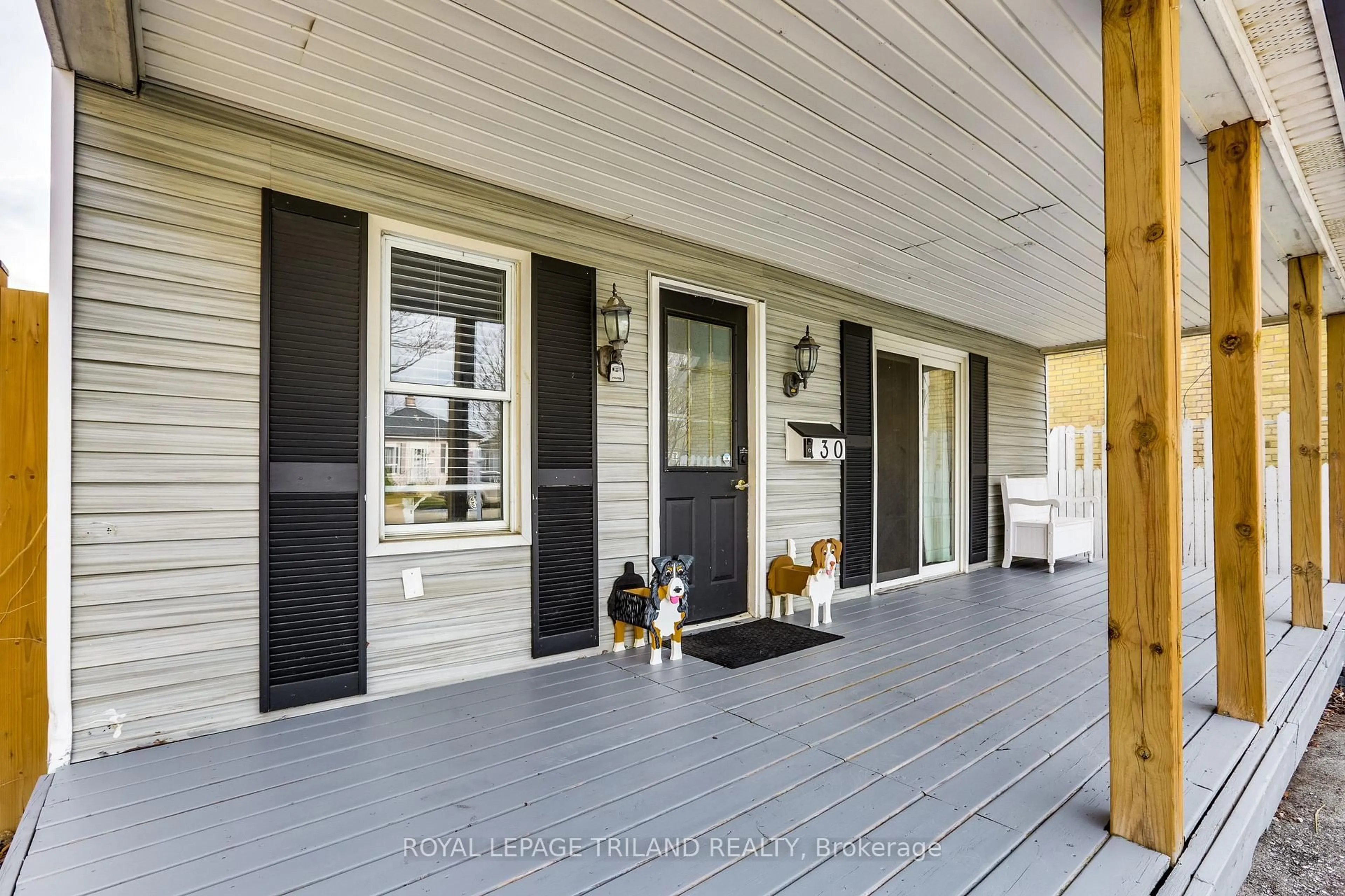 Unknown for 130 St Julien St, London East Ontario N5Z 2M7