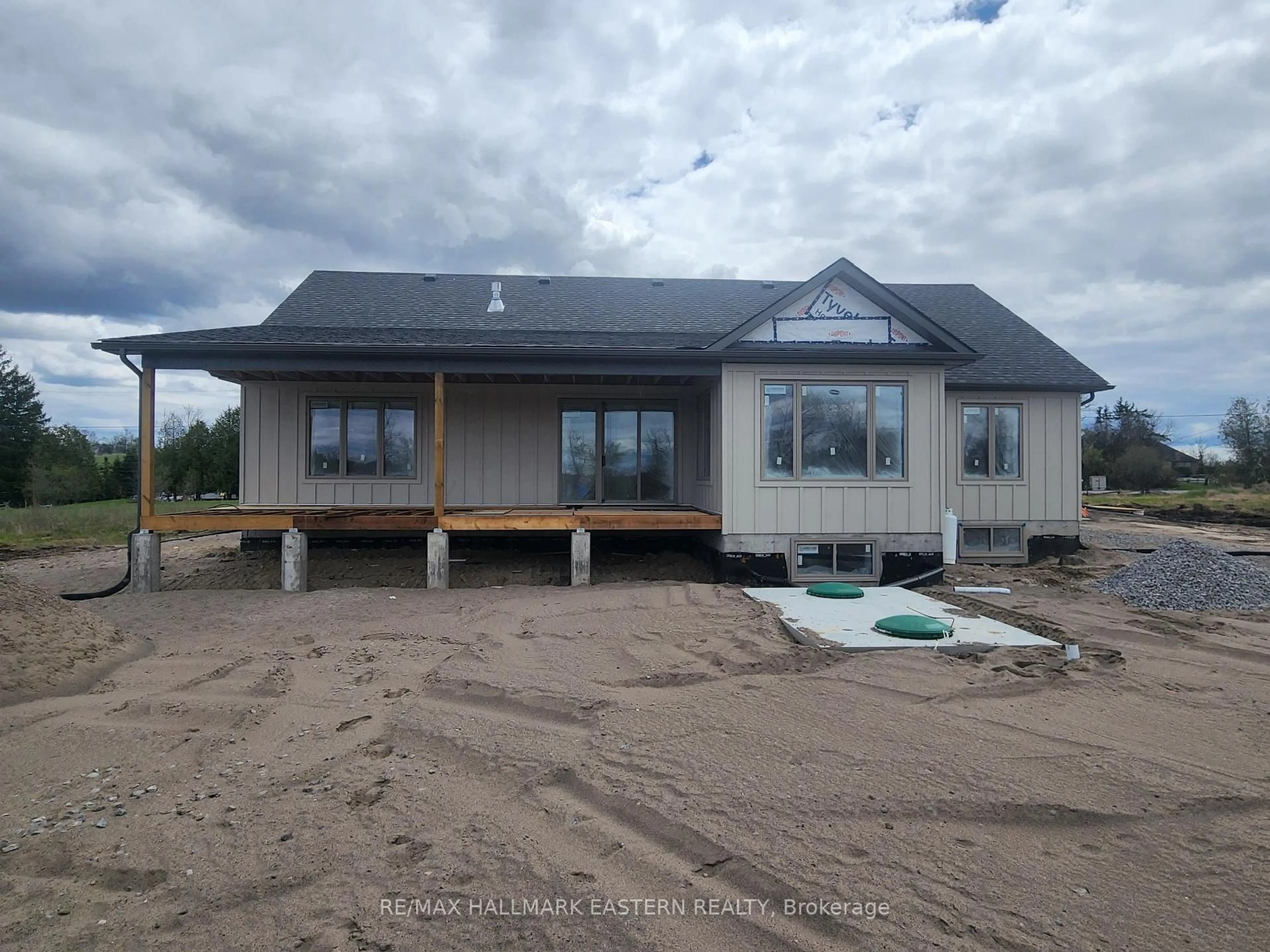 Home with vinyl exterior material, building for 44 Almeara Dr, Otonabee-South Monaghan Ontario K9J 6Y3