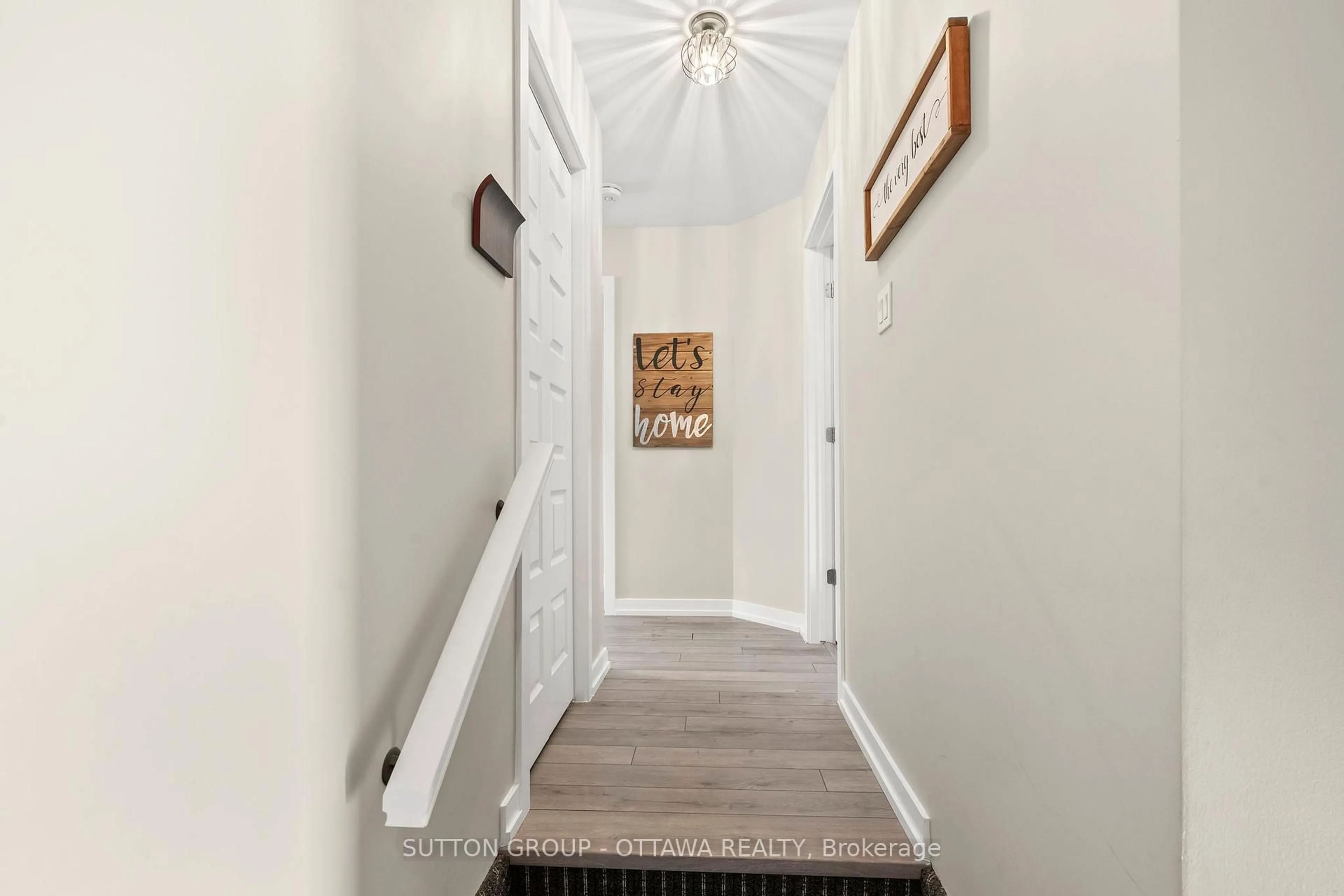 Indoor entryway for 308 Masters Lane #294, Clarence-Rockland Ontario N1A 2W1