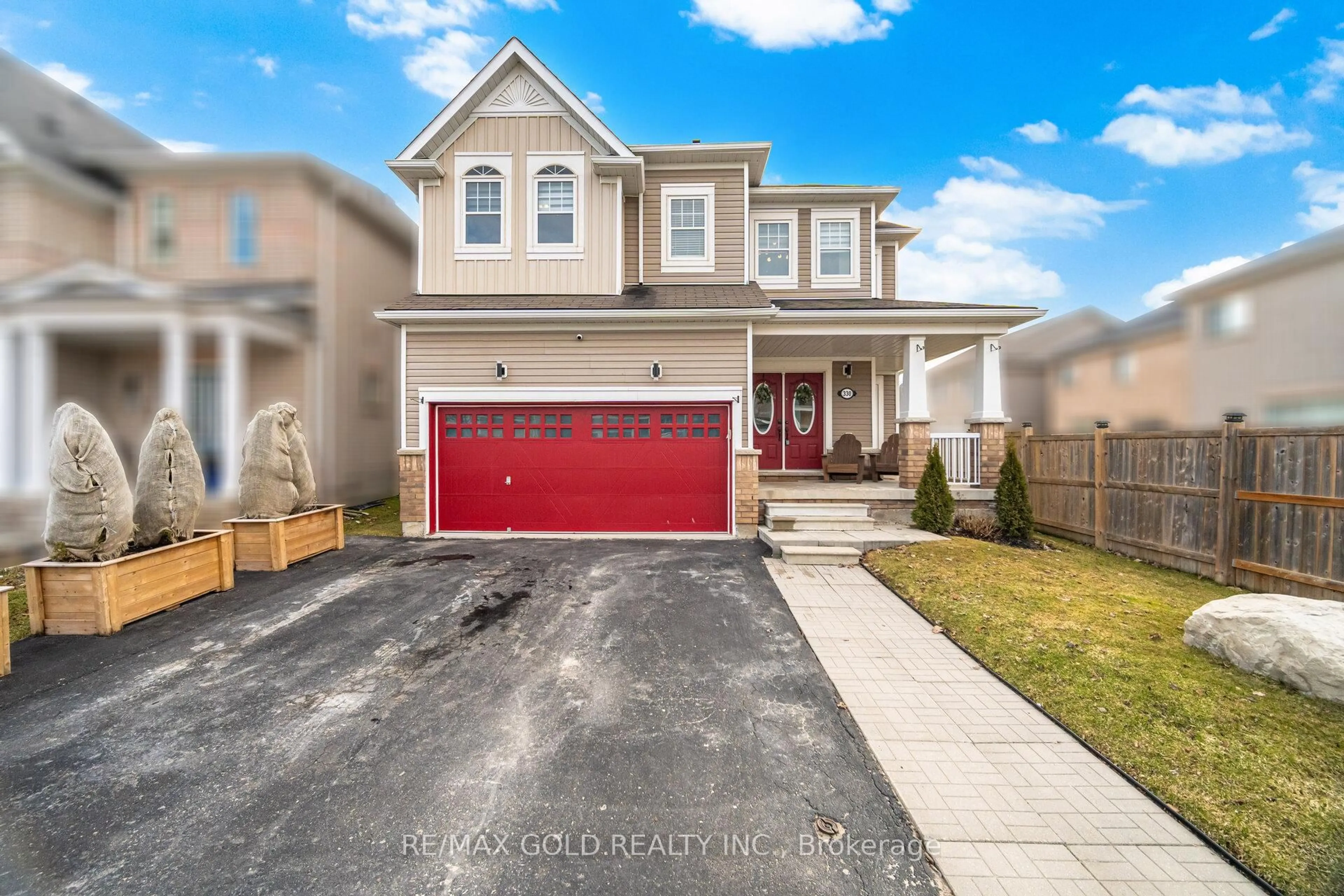 Home with brick exterior material, street for 330 Wallace St, Shelburne Ontario L9V 2S2