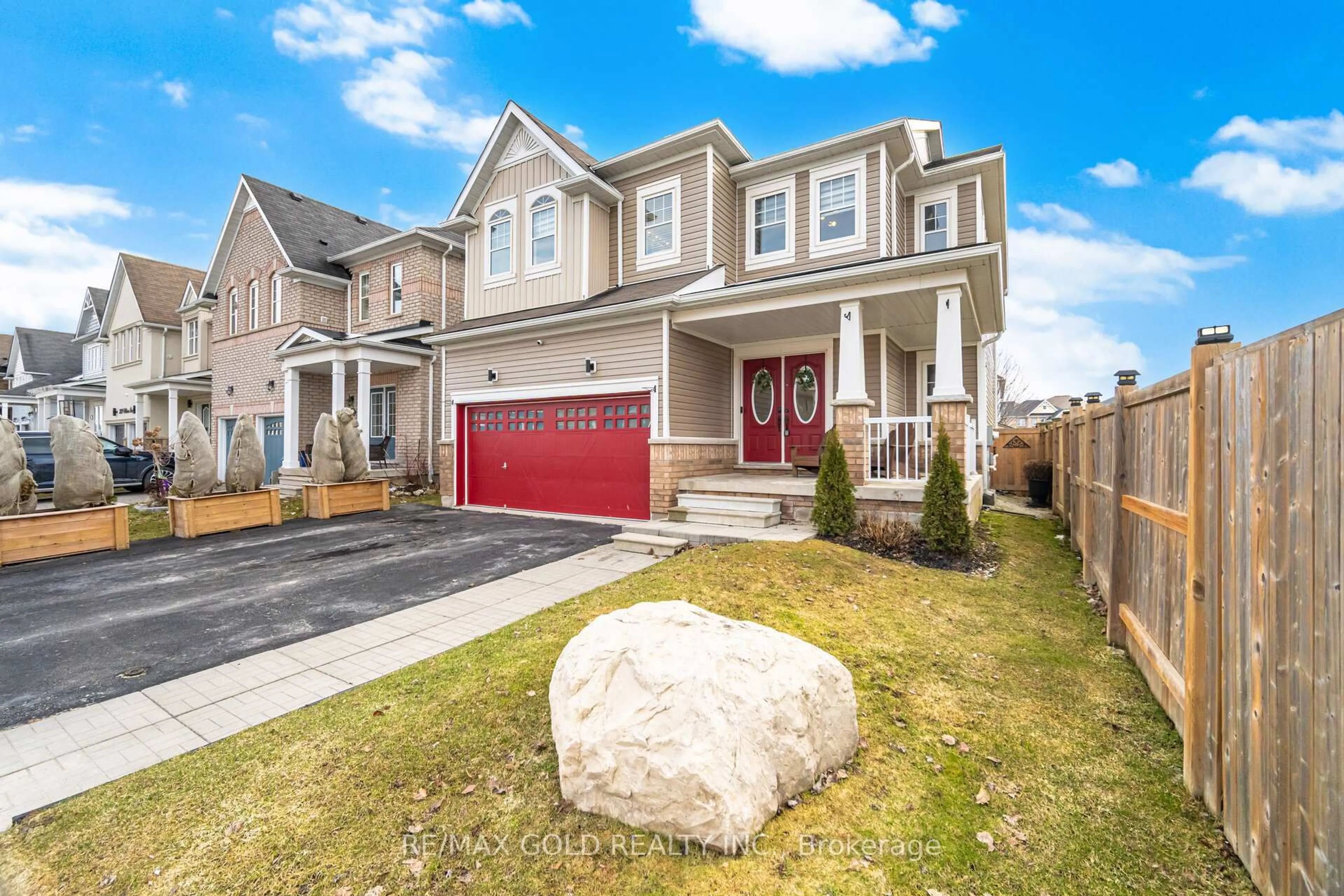 Unknown for 330 Wallace St, Shelburne Ontario L9V 2S2