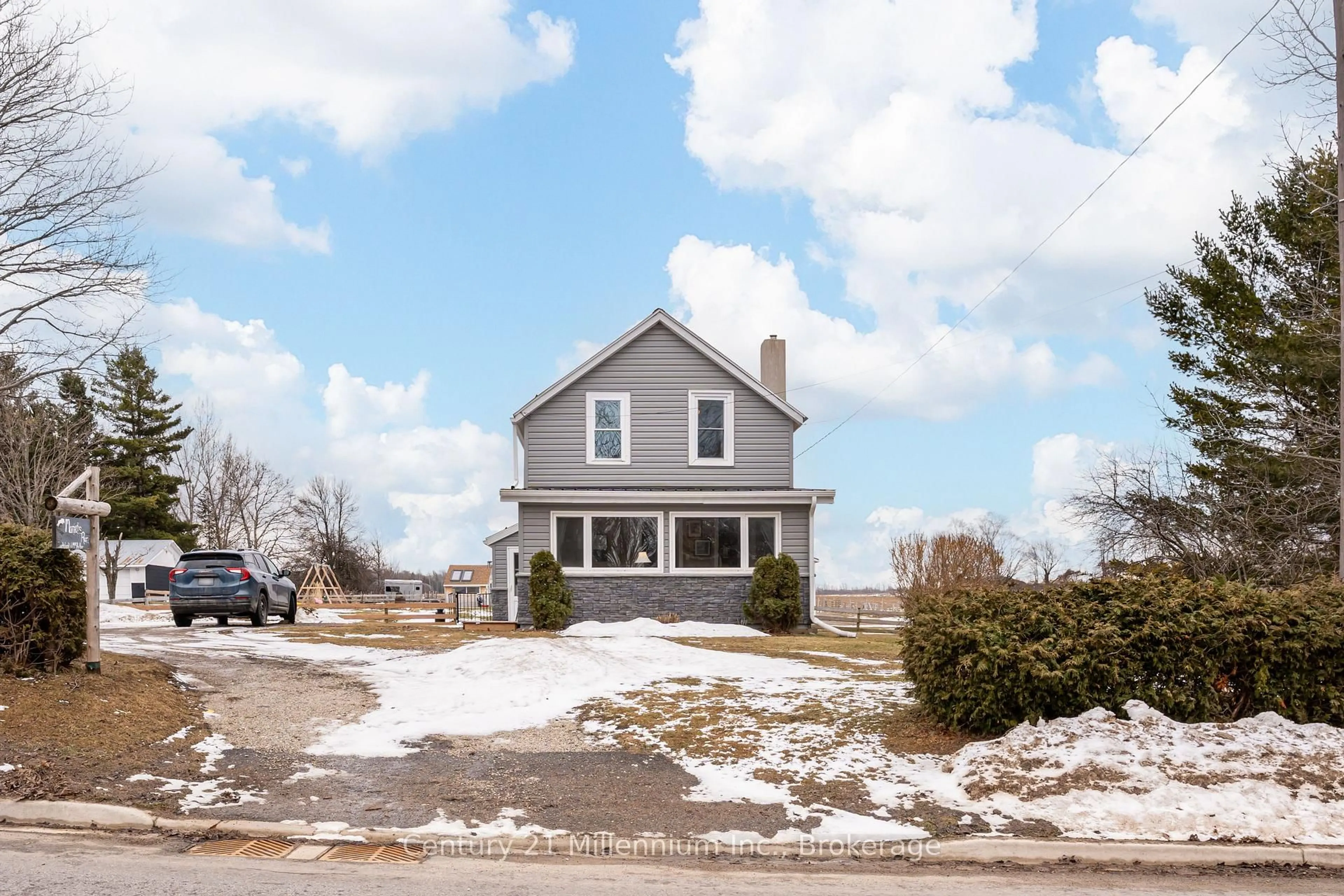 A pic from outside/outdoor area/front of a property/back of a property/a pic from drone, street for 441090 Elm St, Georgian Bluffs Ontario N0H 2T0