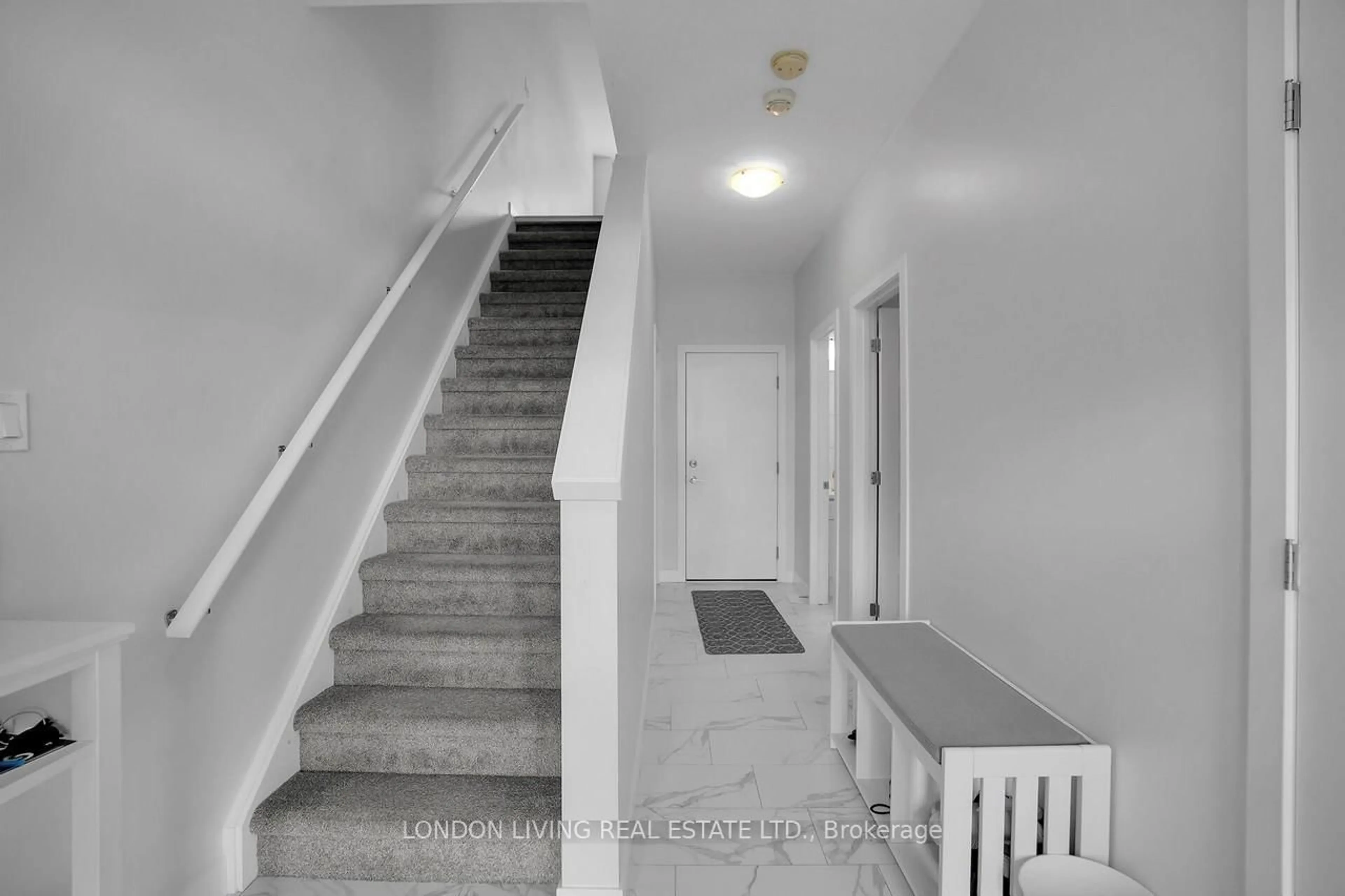 Stairs for 3380 Singleton Ave #28, London South Ontario N6L 0E8