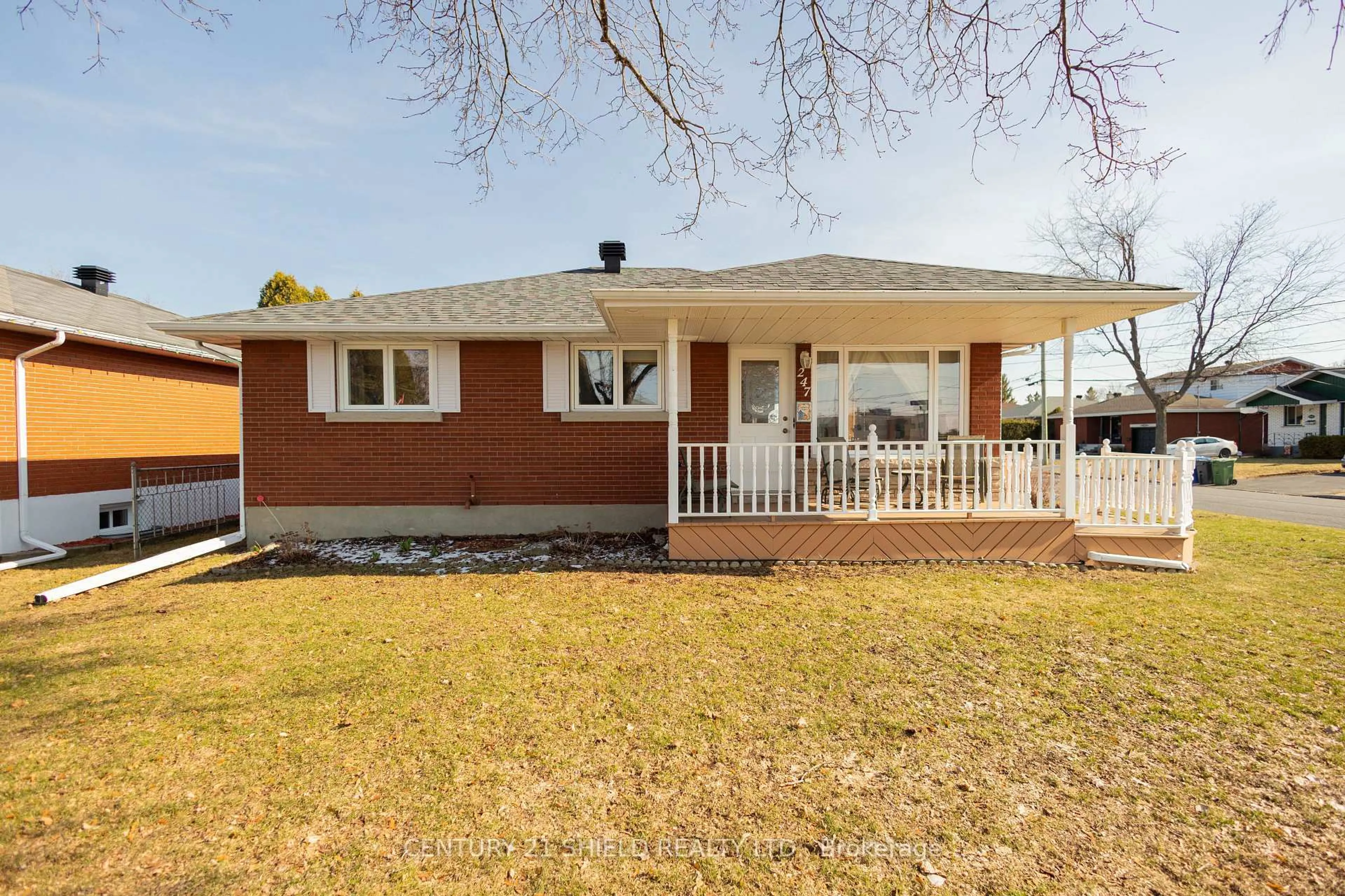 Home with brick exterior material, street for 247 15th St. W St, Cornwall Ontario K6J 3K2