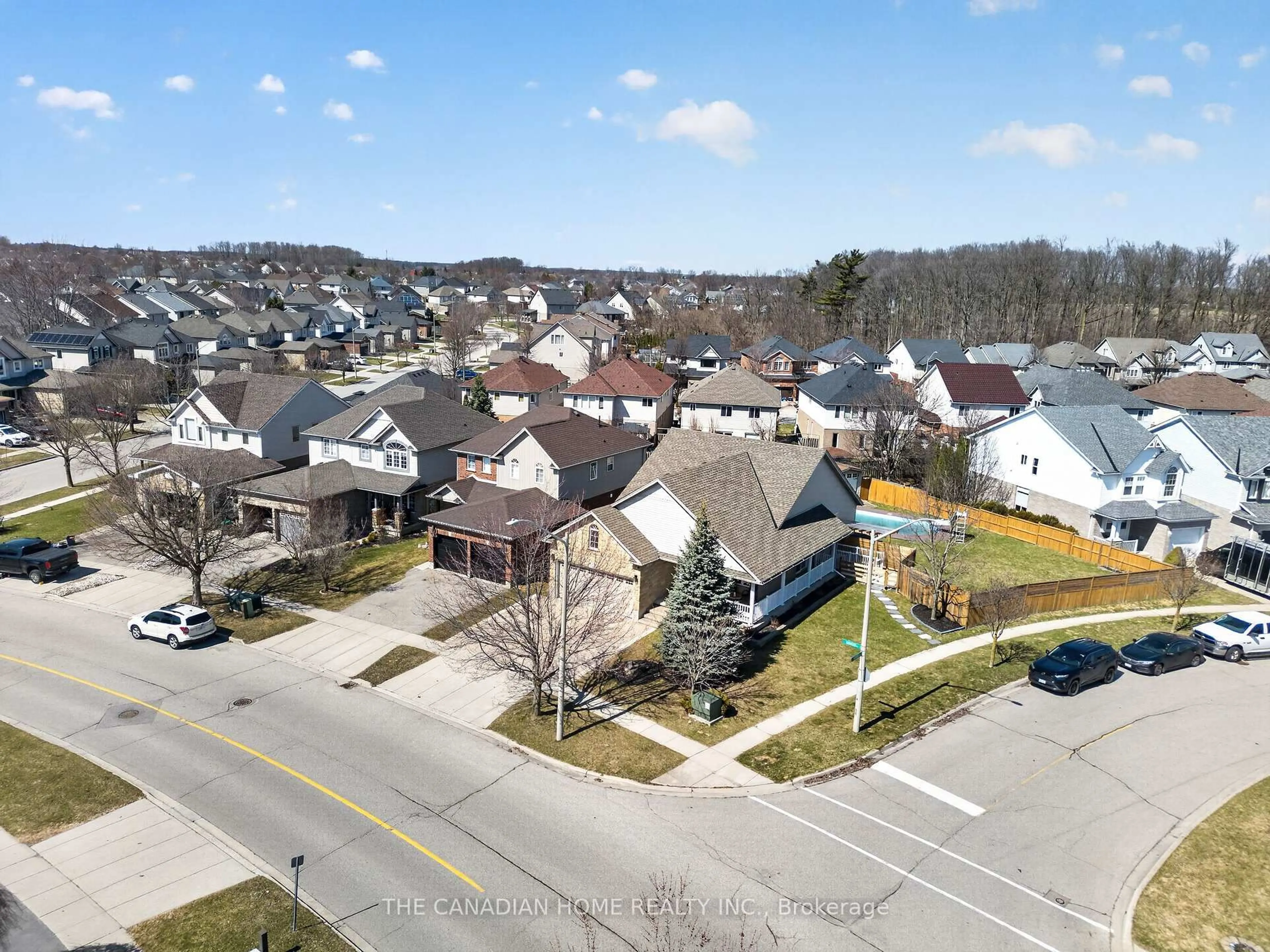 A pic from outside/outdoor area/front of a property/back of a property/a pic from drone, street for 339 Kerwood Dr, Cambridge Ontario N3C 4M2