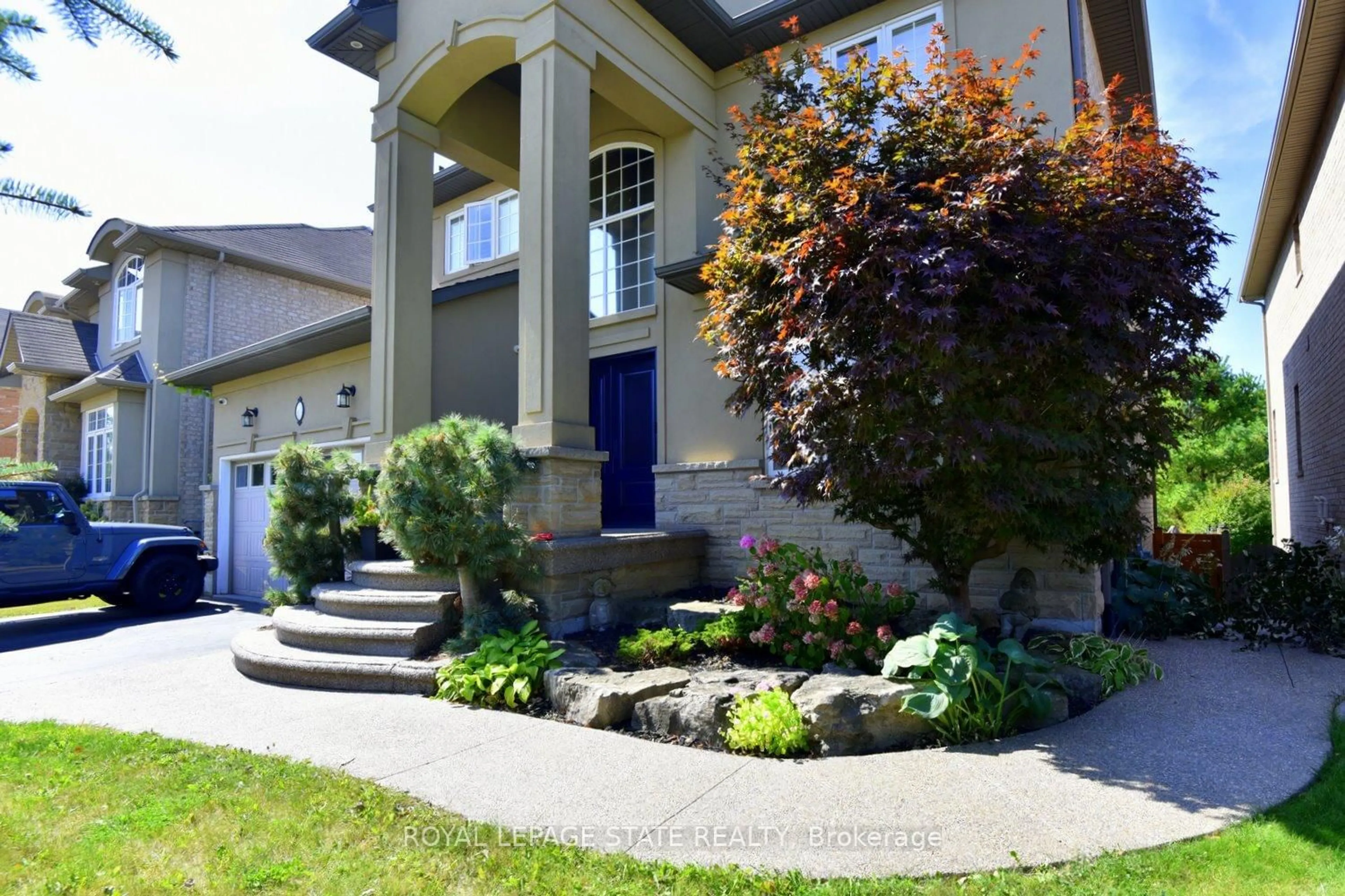 Unknown for 483 Valridge Dr, Hamilton Ontario L9G 0B2