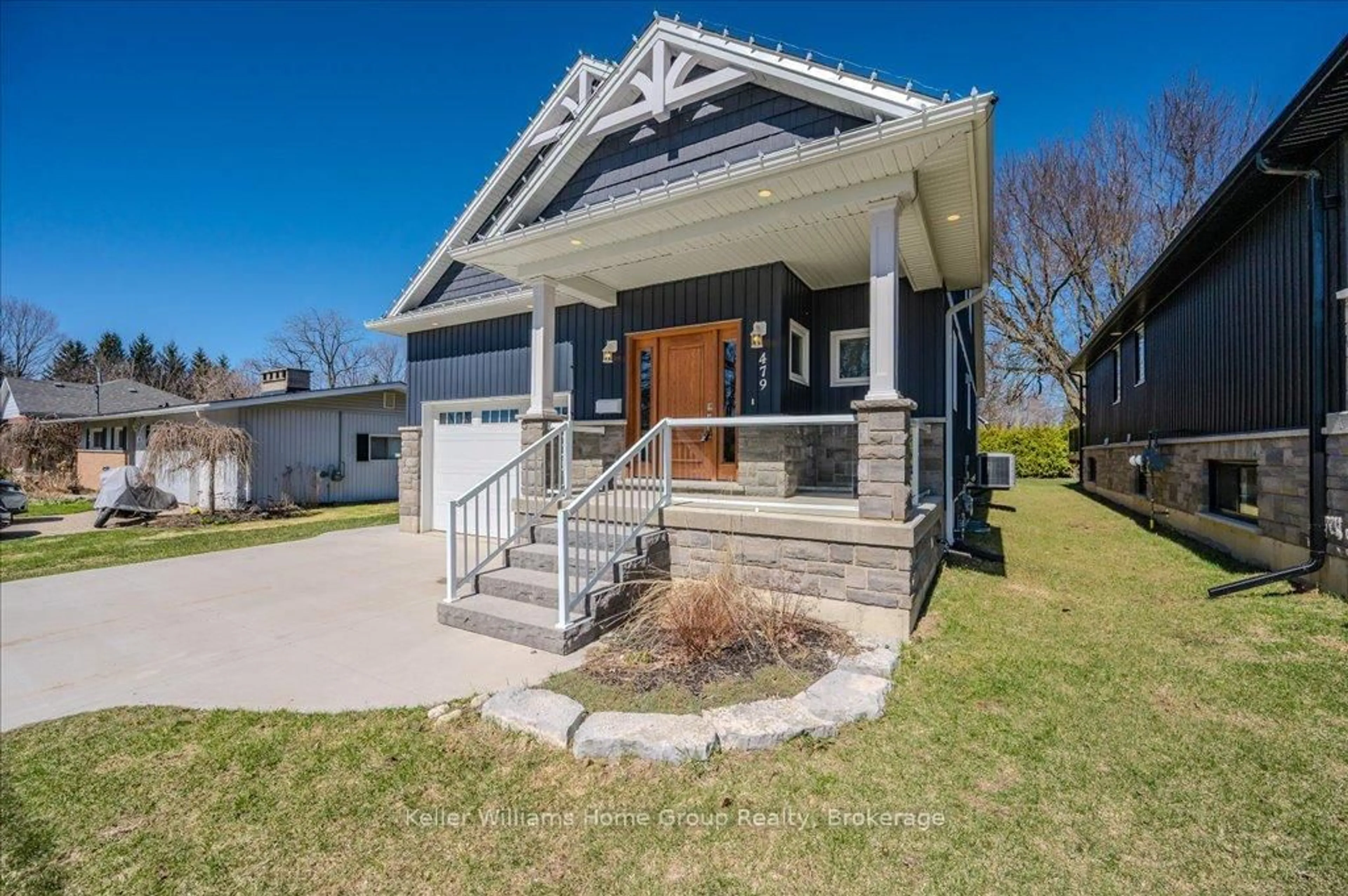 Home with vinyl exterior material, street for 479 St George St, Centre Wellington Ontario N1M 1K9