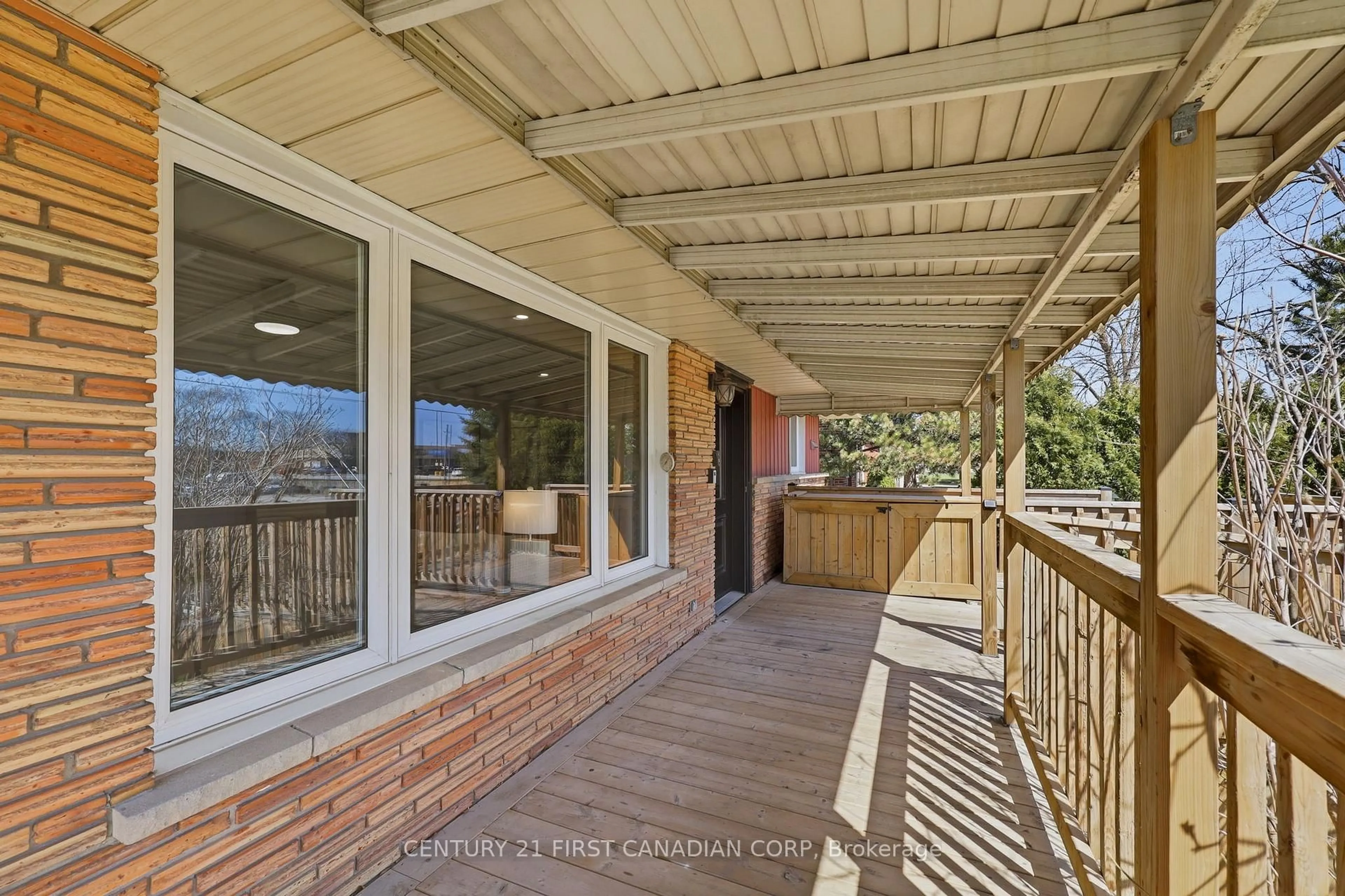 Patio, unknown for 1878 Trafalgar St, London East Ontario N5W 1X6