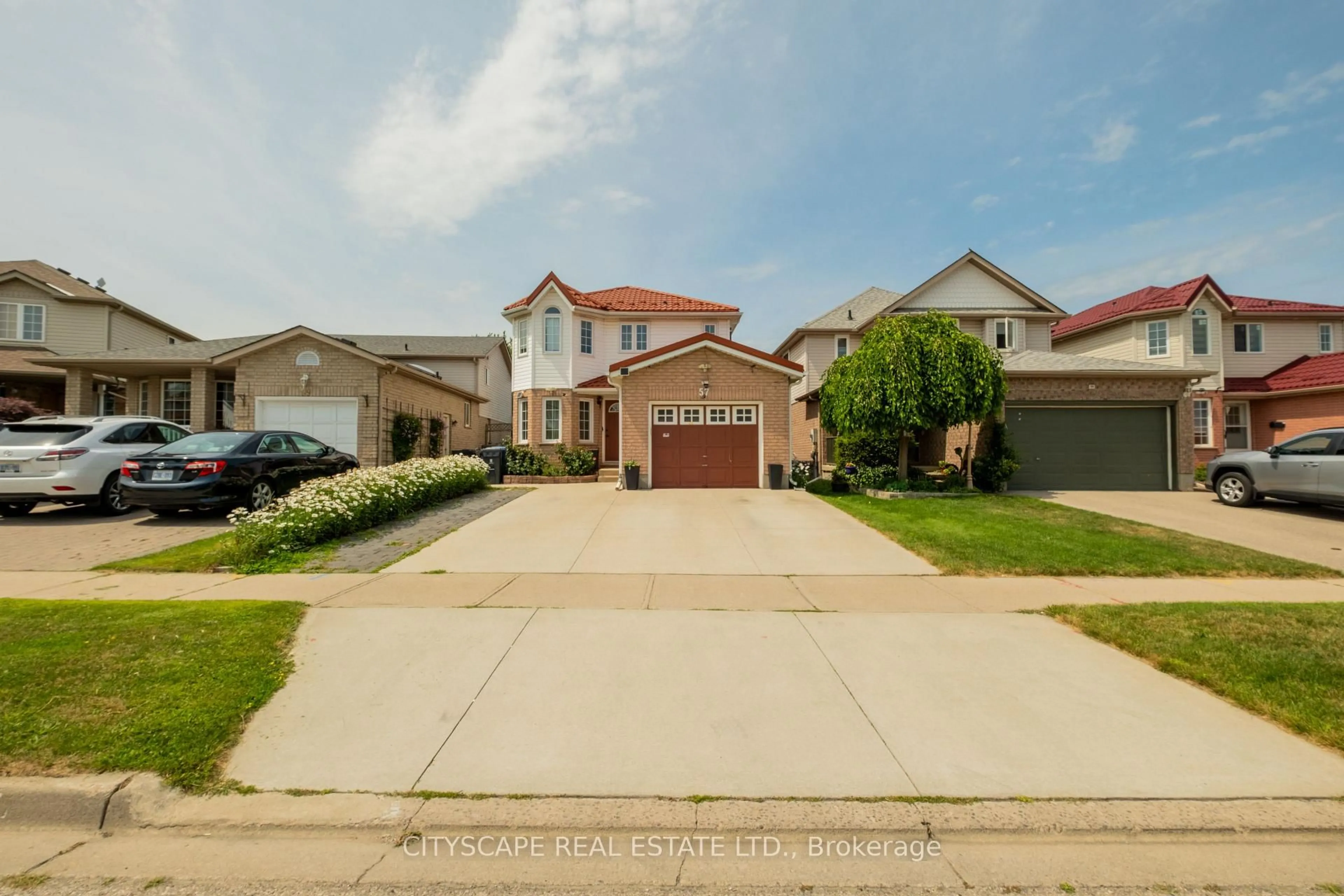 A pic from outside/outdoor area/front of a property/back of a property/a pic from drone, street for 57 Ryde Rd, Guelph Ontario N1K 1V5