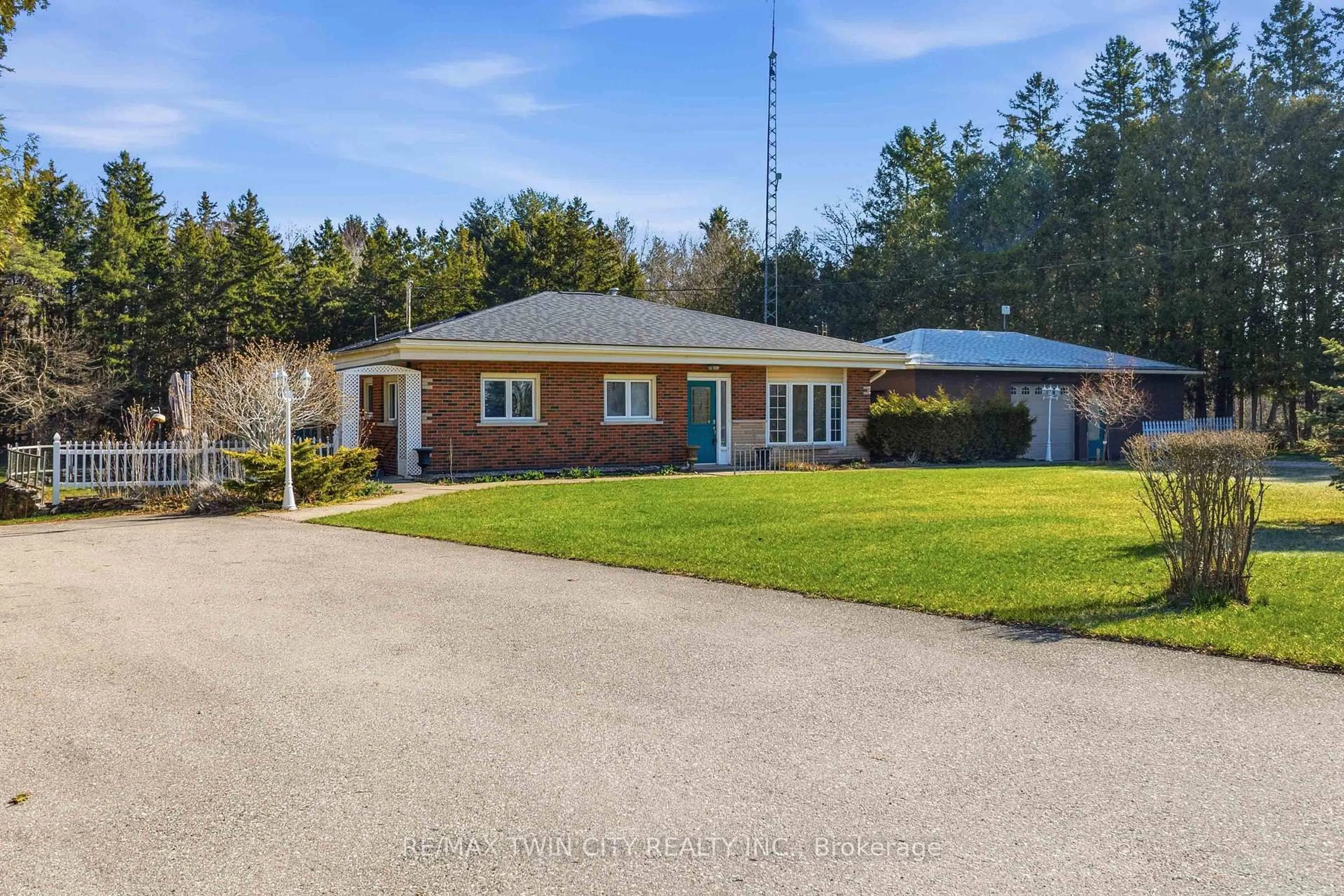 A pic from outside/outdoor area/front of a property/back of a property/a pic from drone, street for 213 Mcgill Rd, Brant Ontario N0E 1K0