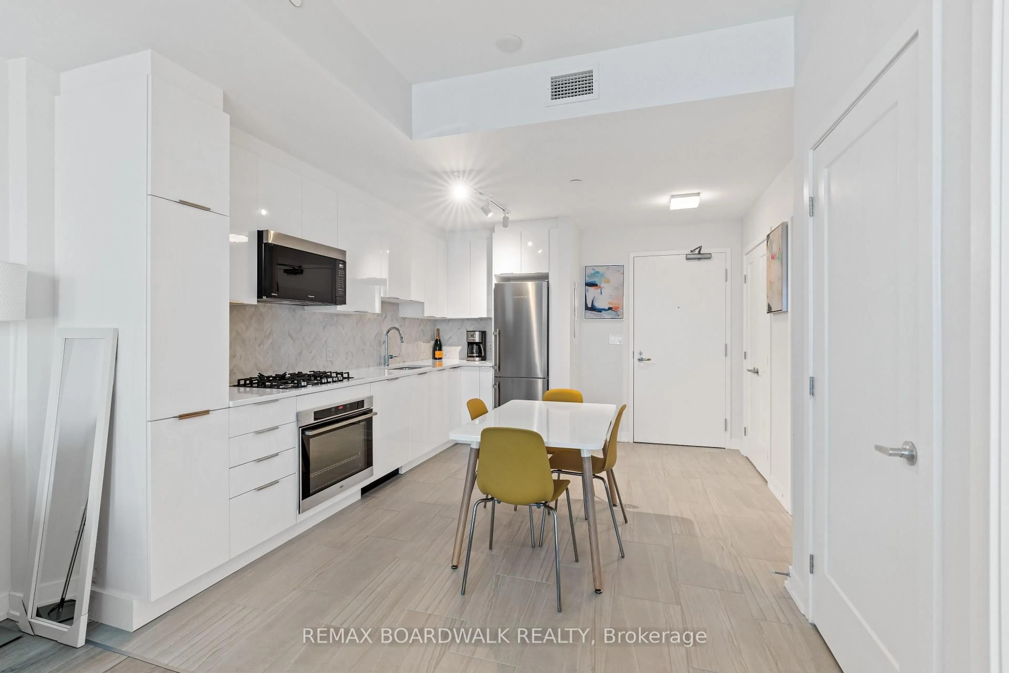 Open concept kitchen, unknown for 570 De Mazenod Ave #603, Ottawa Ontario K1S 5X2