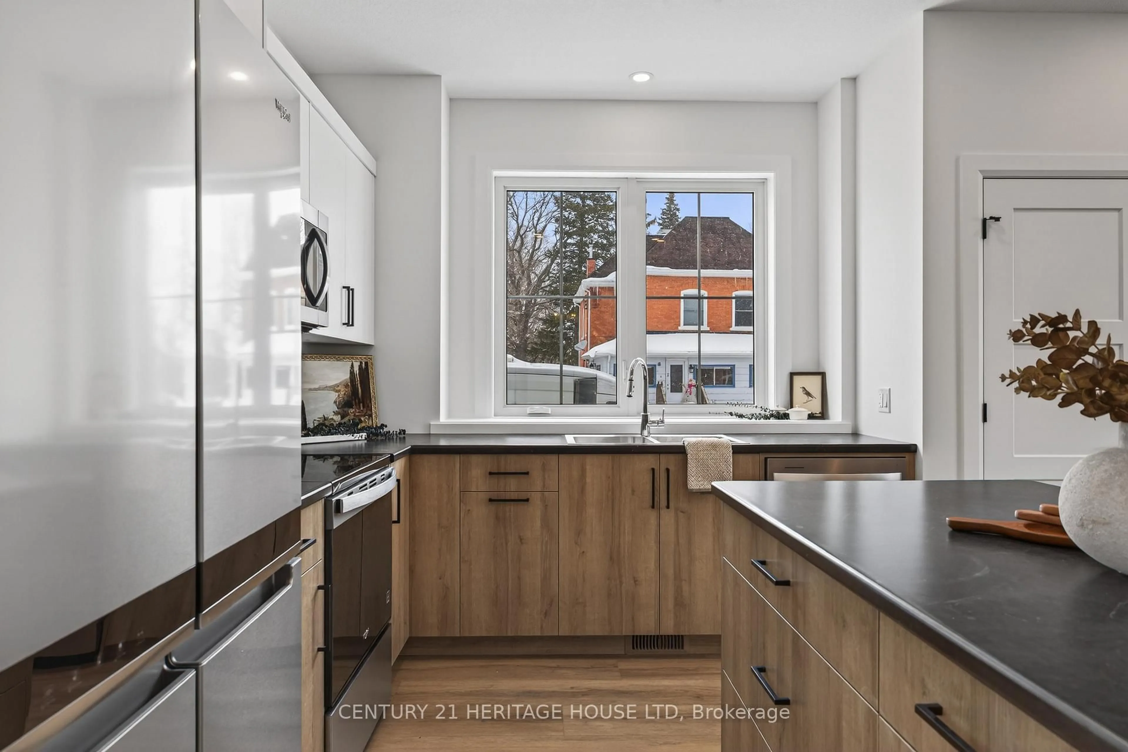 Contemporary kitchen, unknown for 51179 Ron Mcneil Line, Malahide Ontario N0L 2J0