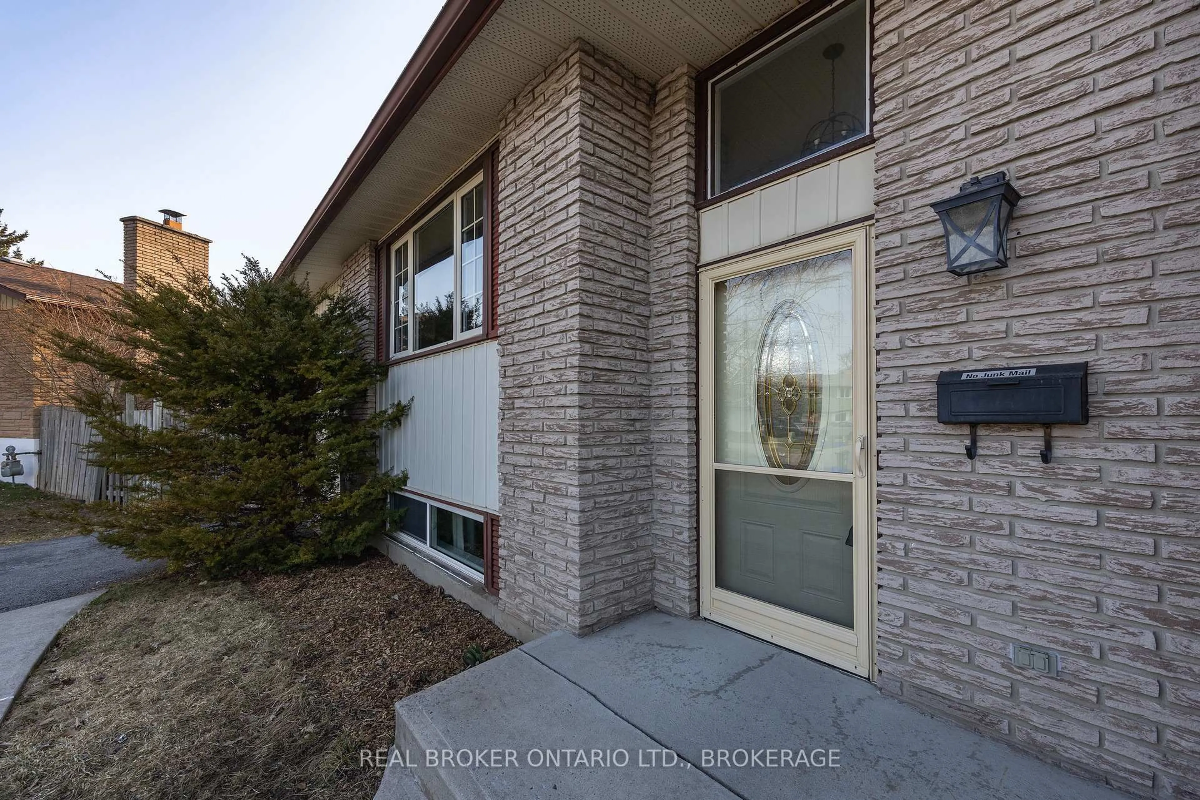 Unknown for 785 CANNIFF Pl, Kingston Ontario K7M 6T9