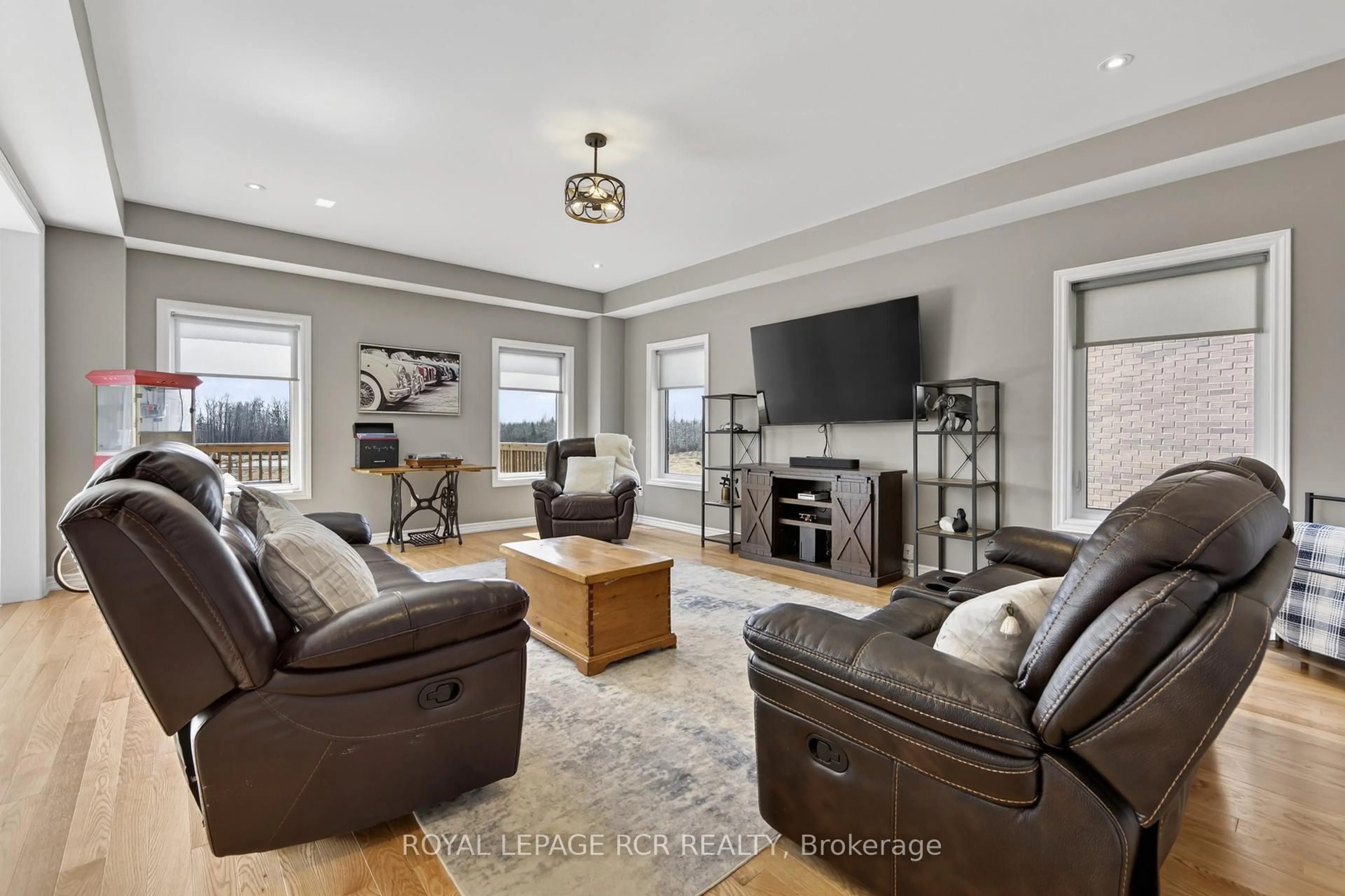 Living room with furniture, unknown for 375 Russell St, Southgate Ontario N0C 1B0