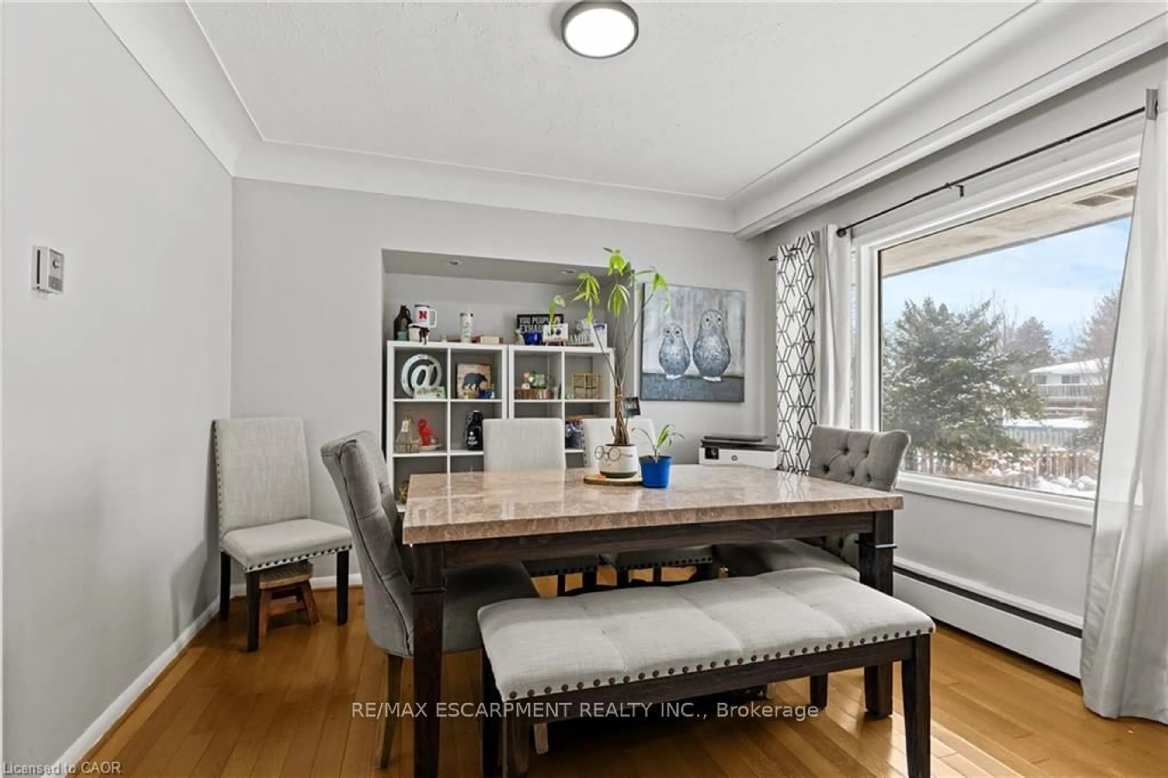 Dining room, unknown for 4 Mountview Ave, Grimsby Ontario L3M 1V5