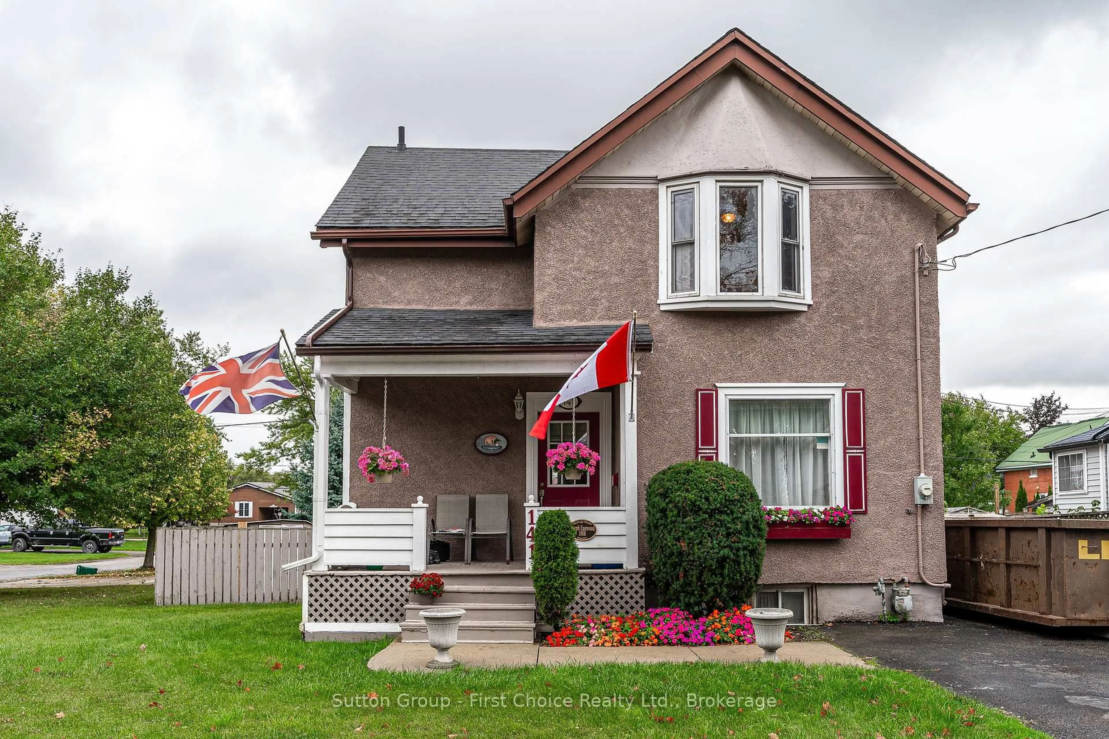 Home with brick exterior material, street for 141 Perth St, Stratford Ontario N5A 3Y1