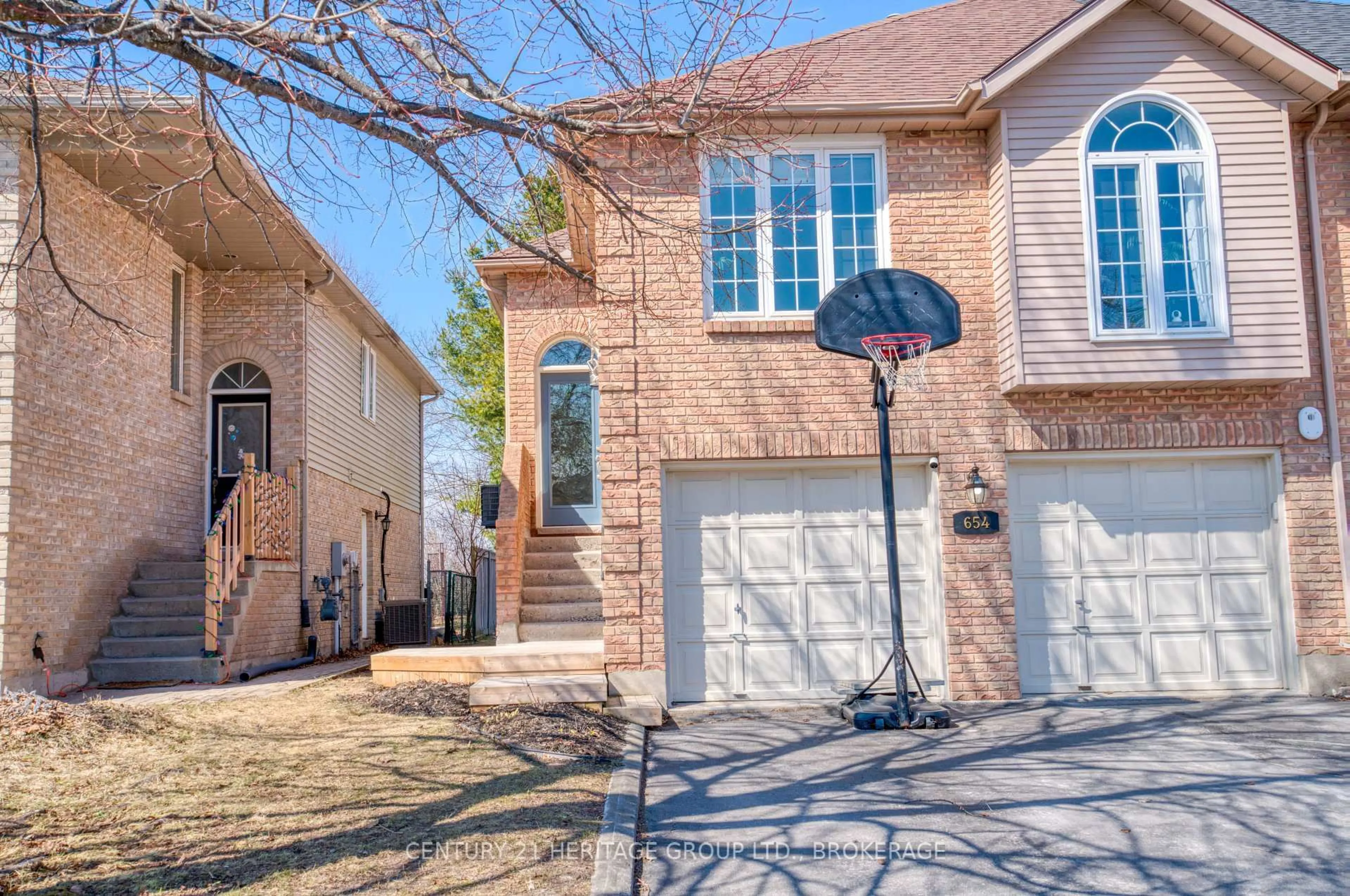 Home with brick exterior material, street for 654 Barnsley Cres, Kingston Ontario K7M 8X4