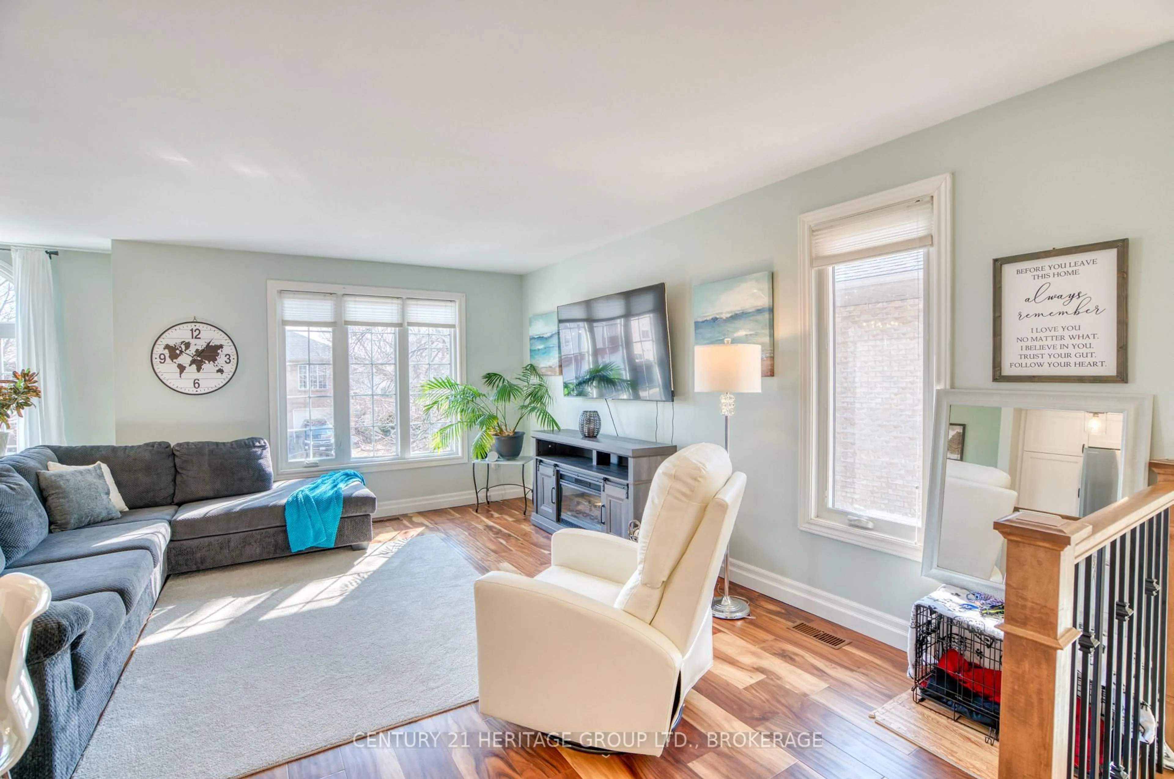 Living room with furniture, unknown for 654 Barnsley Cres, Kingston Ontario K7M 8X4