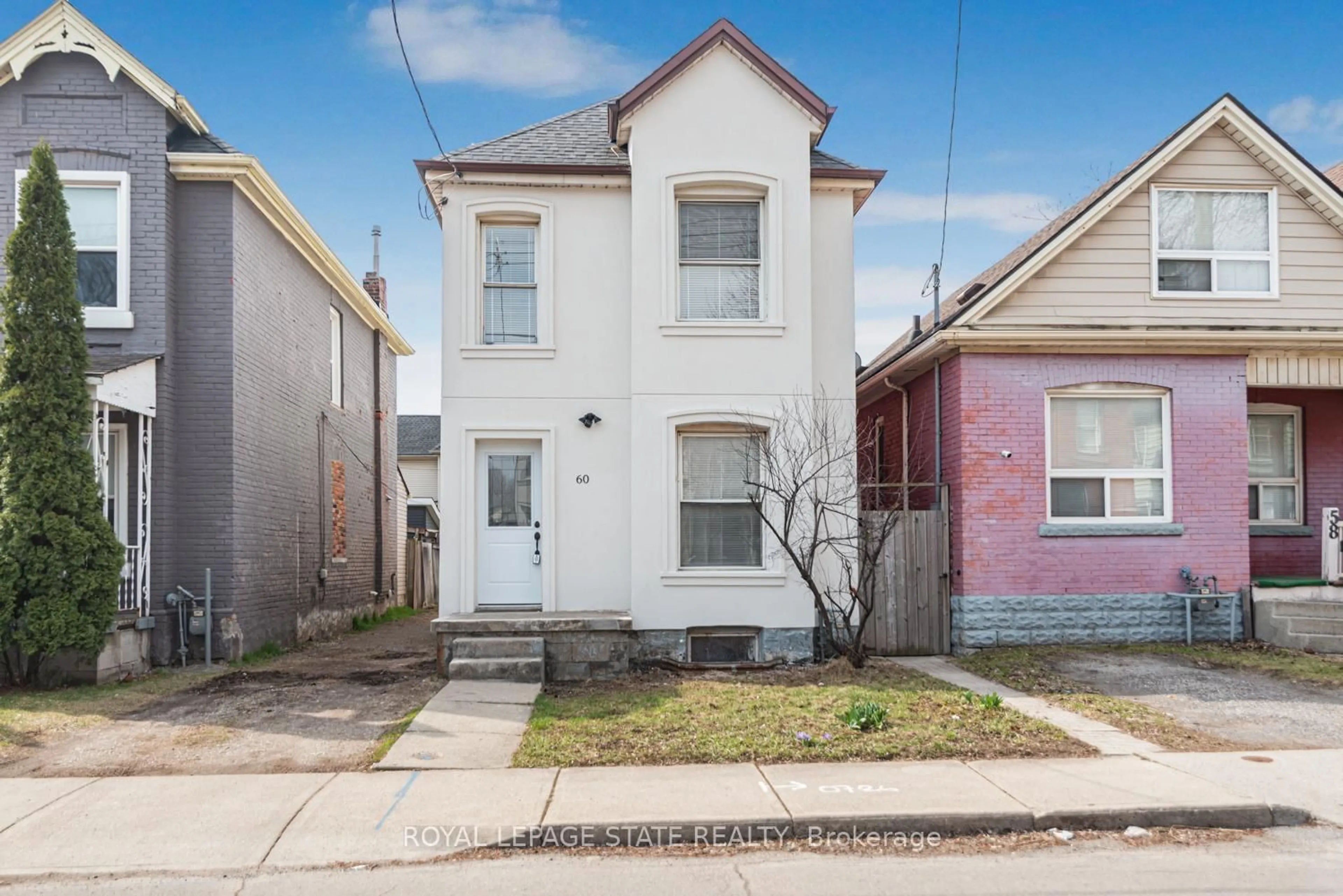 Home with brick exterior material, street for 60 Keith St, Hamilton Ontario L8L 3S3
