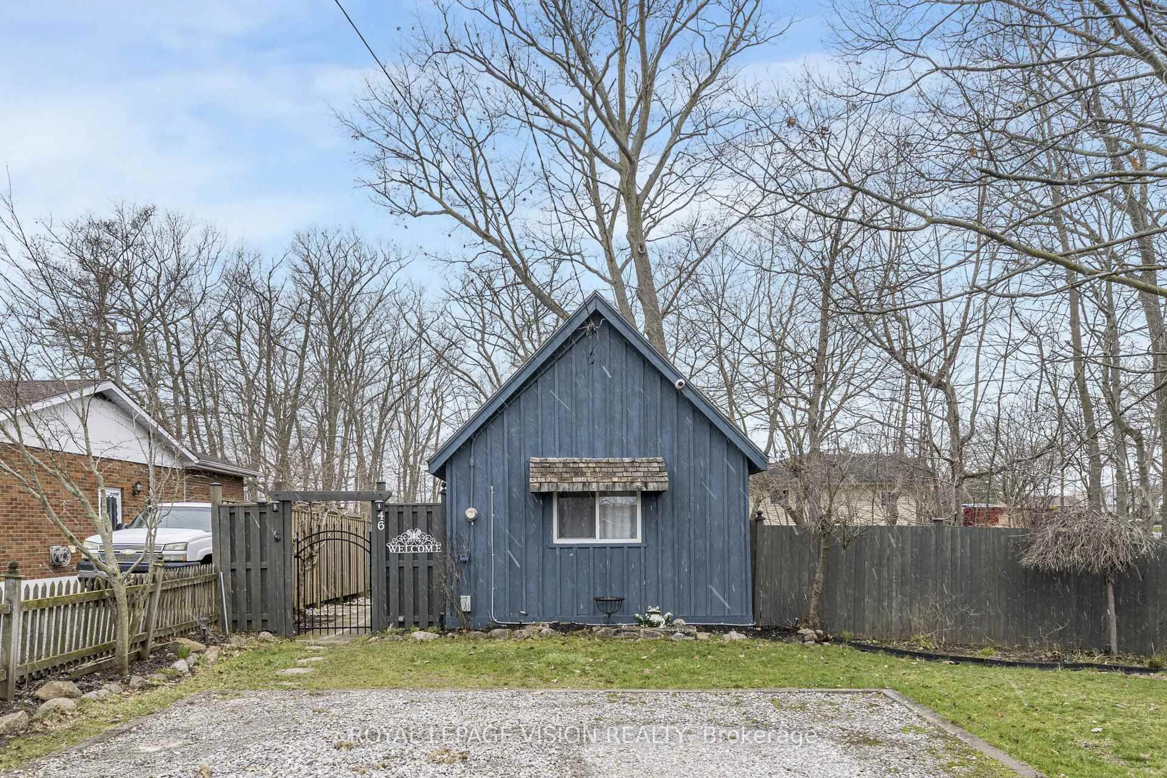 Shed for 46 John St, Norfolk Ontario N0A 1N7