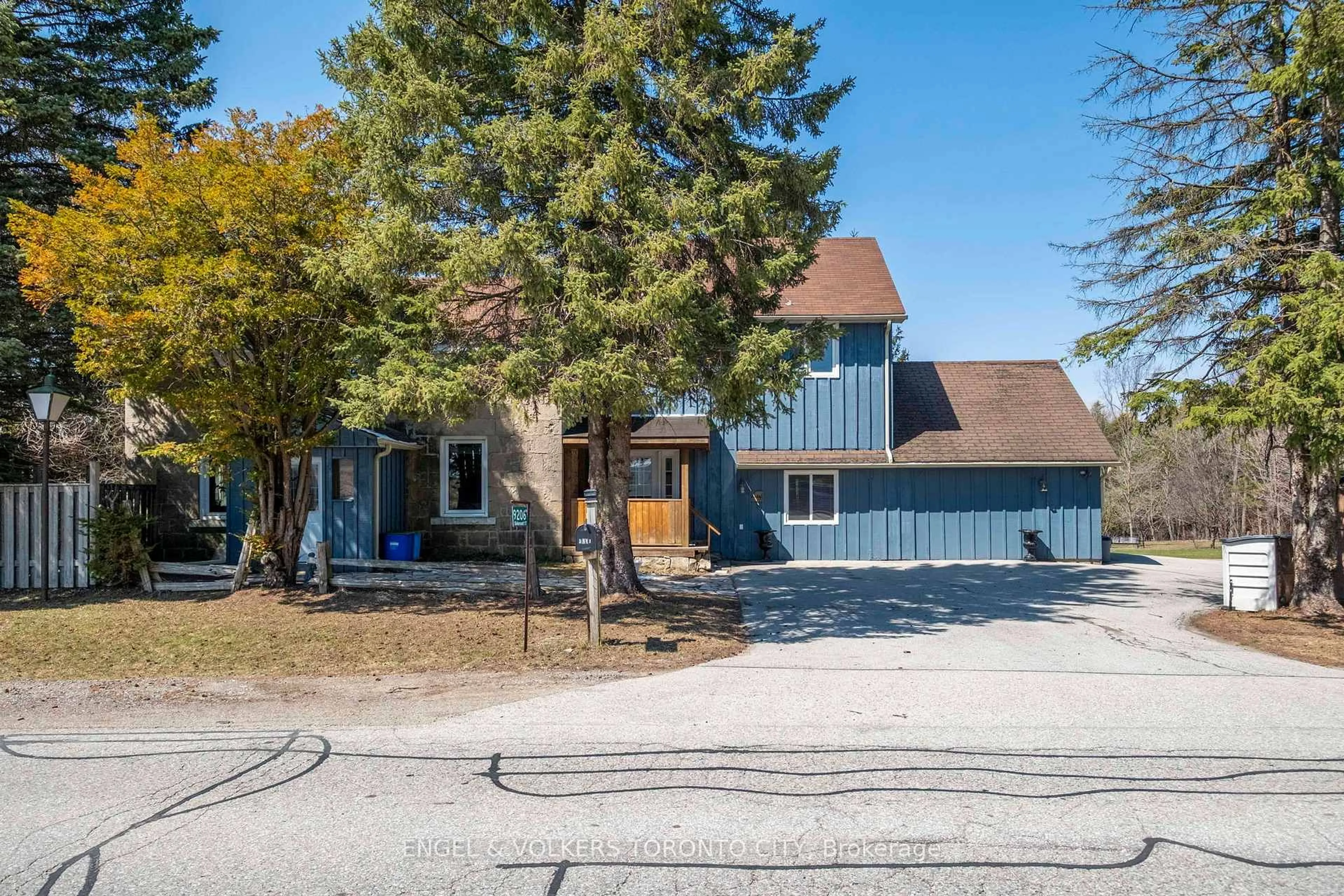 Unknown for 9206 Sideroad 17 Rd, Erin Ontario N0B 1Z0