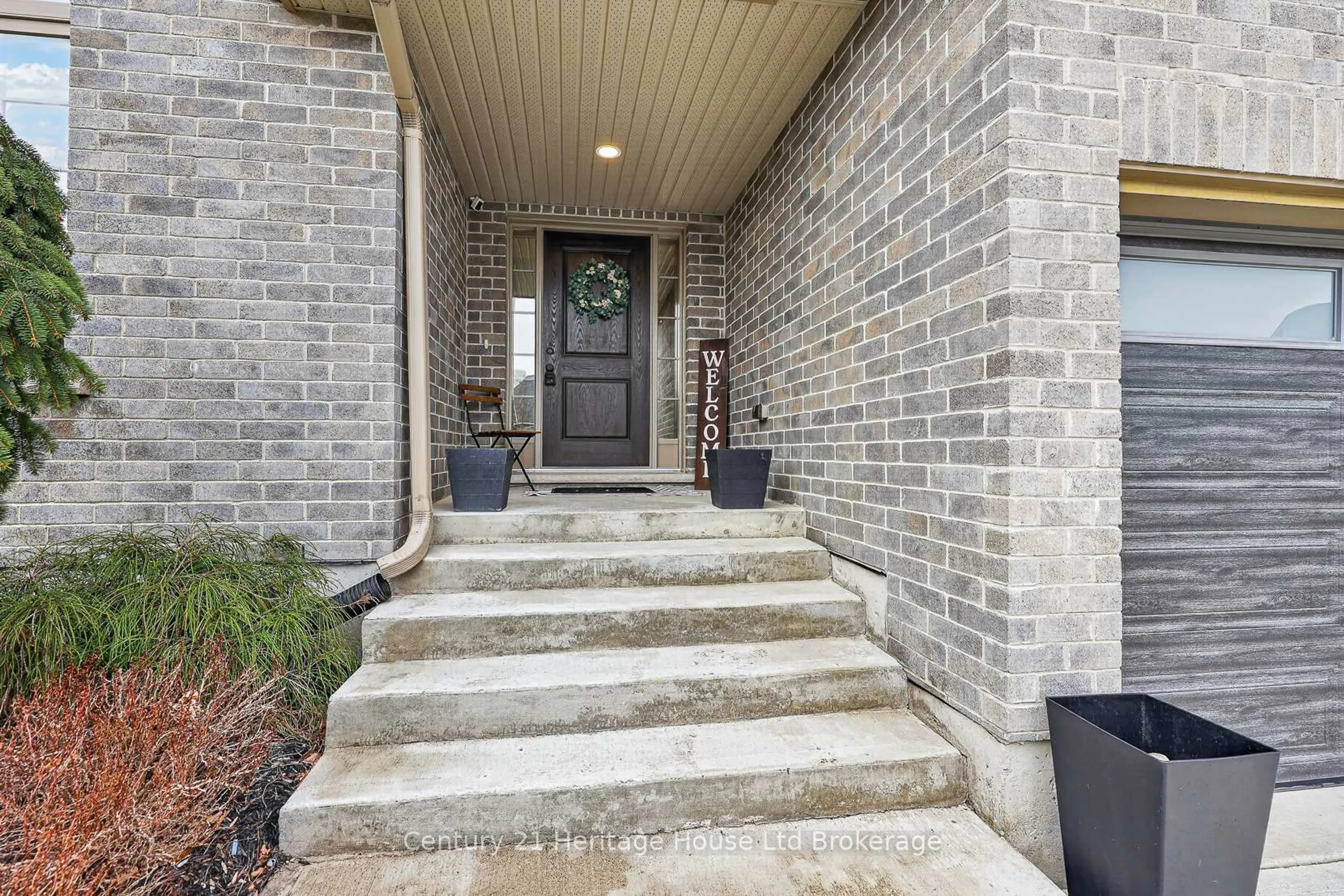 Unknown for 54 Westview Crt, Woodstock Ontario N4T 0B8